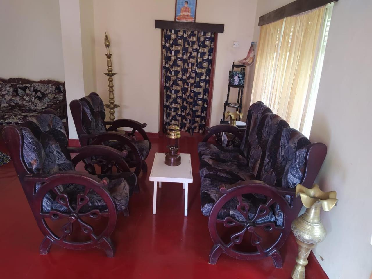 AMBALAMA HOSTEL