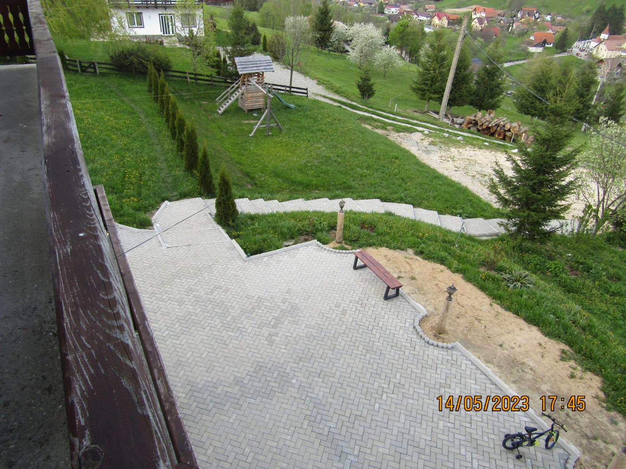 Photo 29
