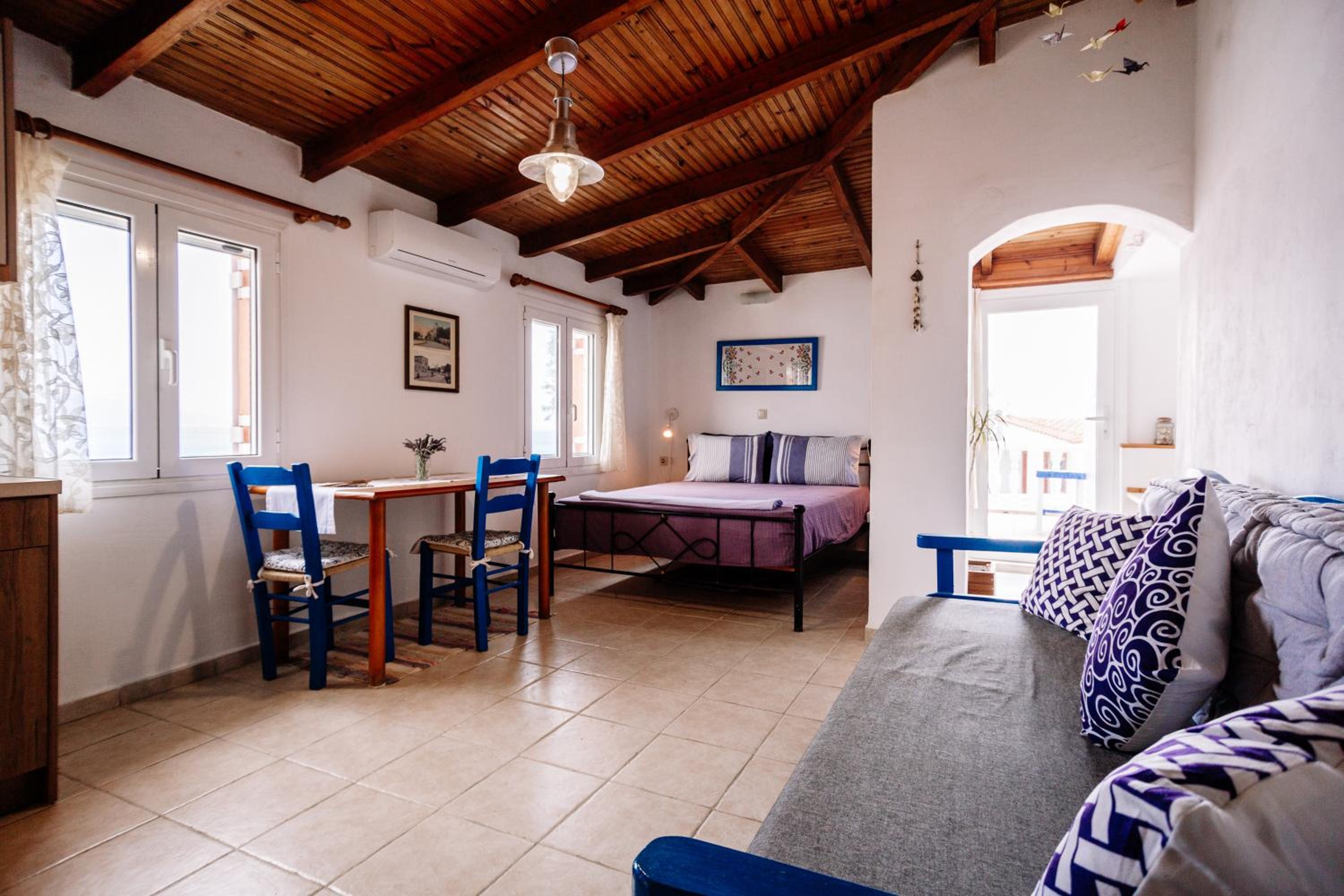 Floreica Maisonneta By the Sea. view 5