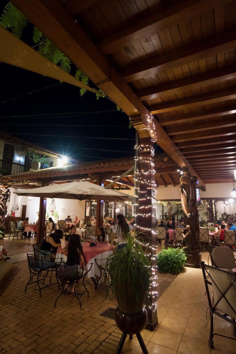 restaurant