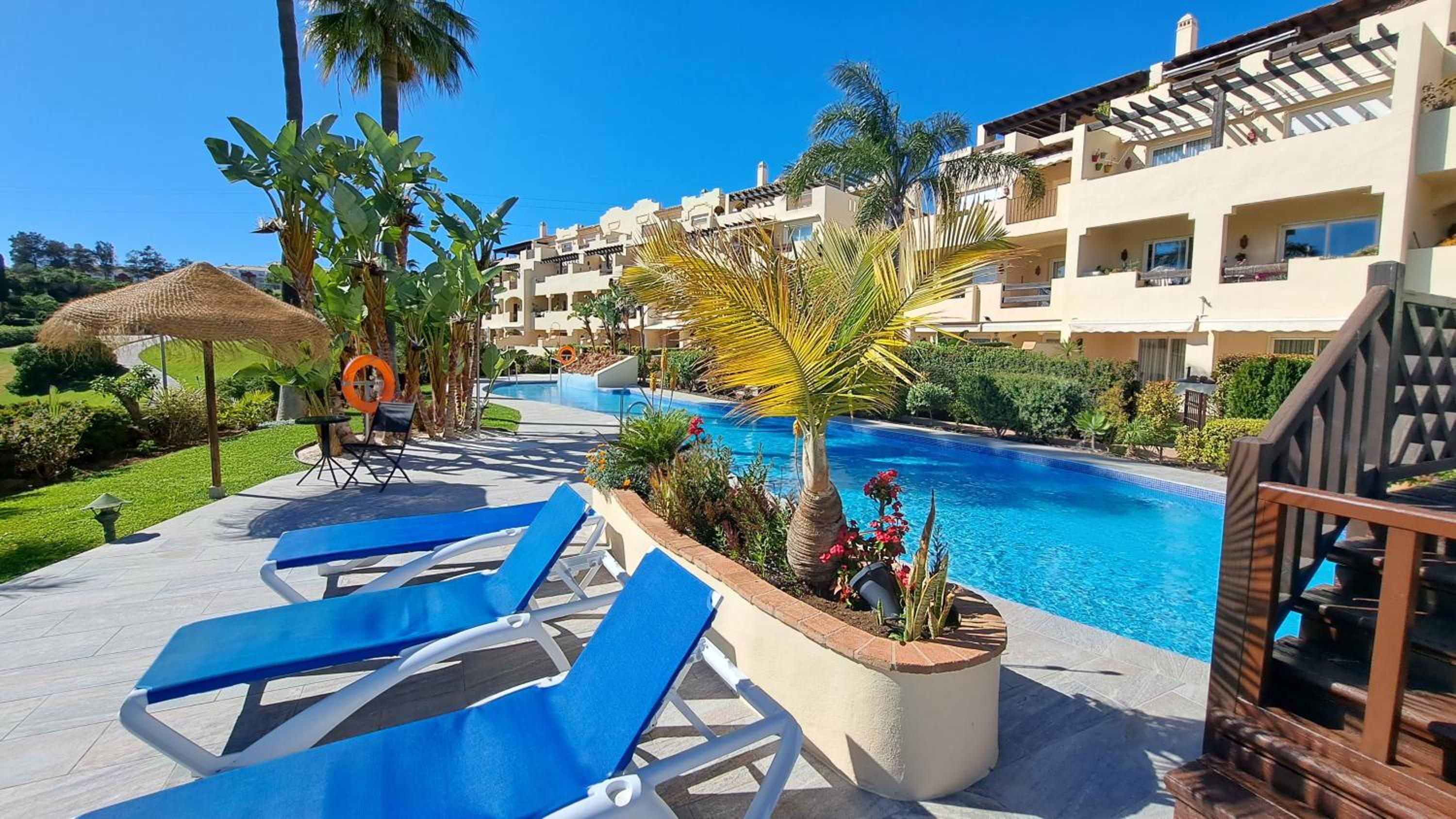 Hotel Sunny Holidays Miraflores - Image 1