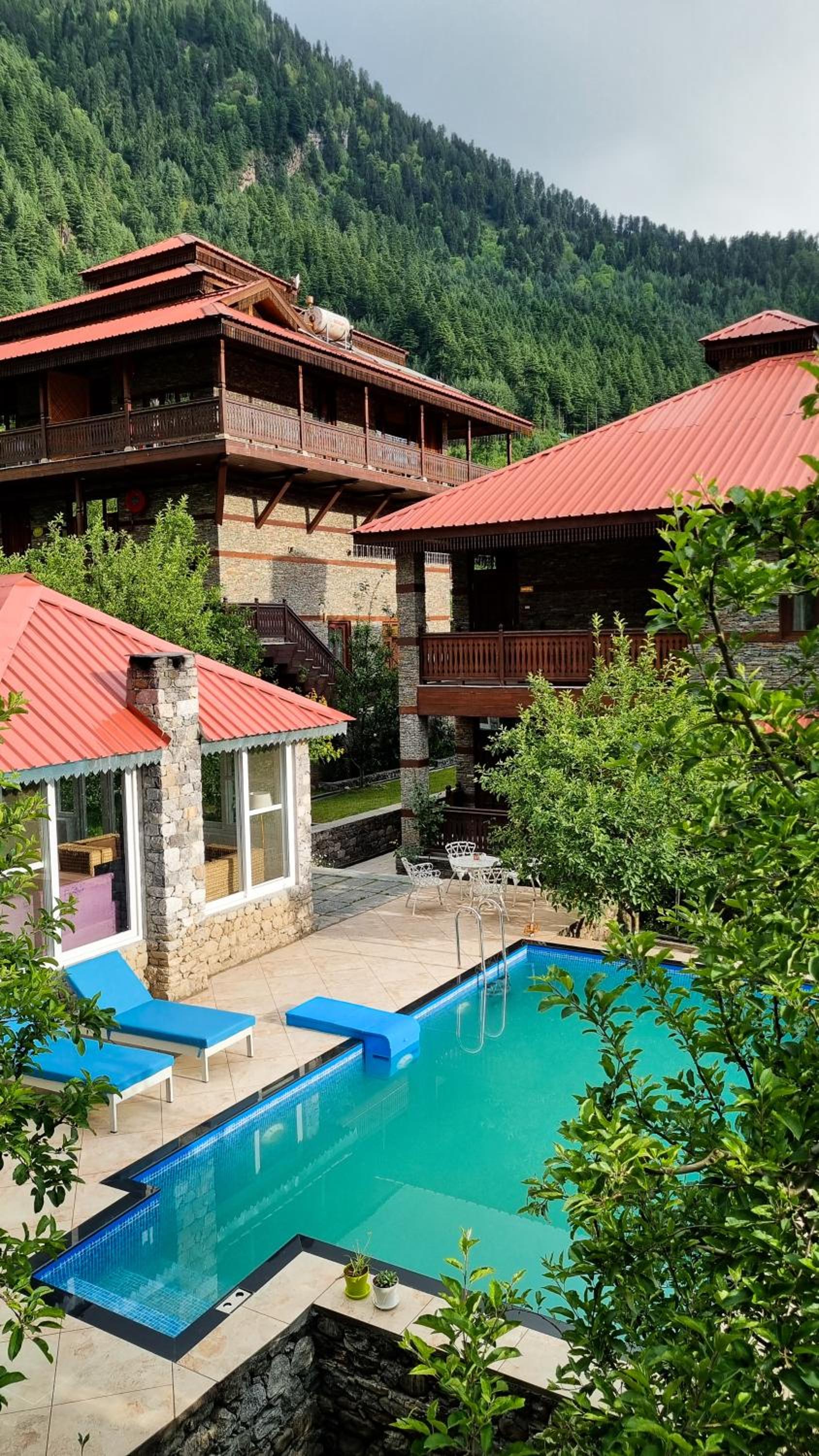 ShivAdya Boutique Stay Near Manali Quiet Naggar Side Retreat view 4