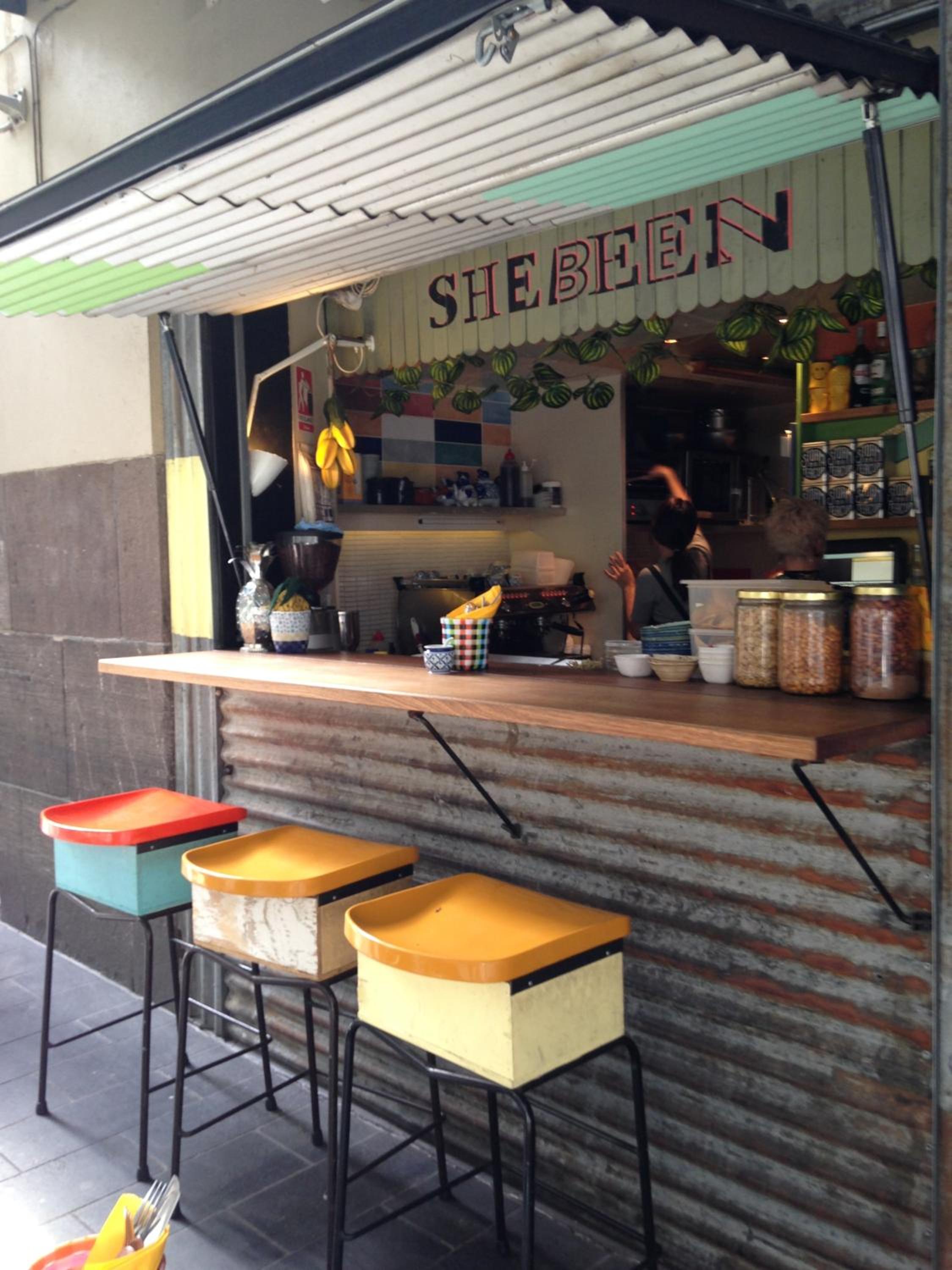 Flinders Lane Superior Studio Apartment