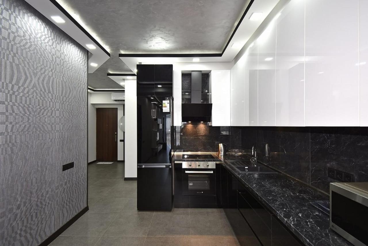 LUXURY Spacious 2 bedroom Apartment New Building, Centre