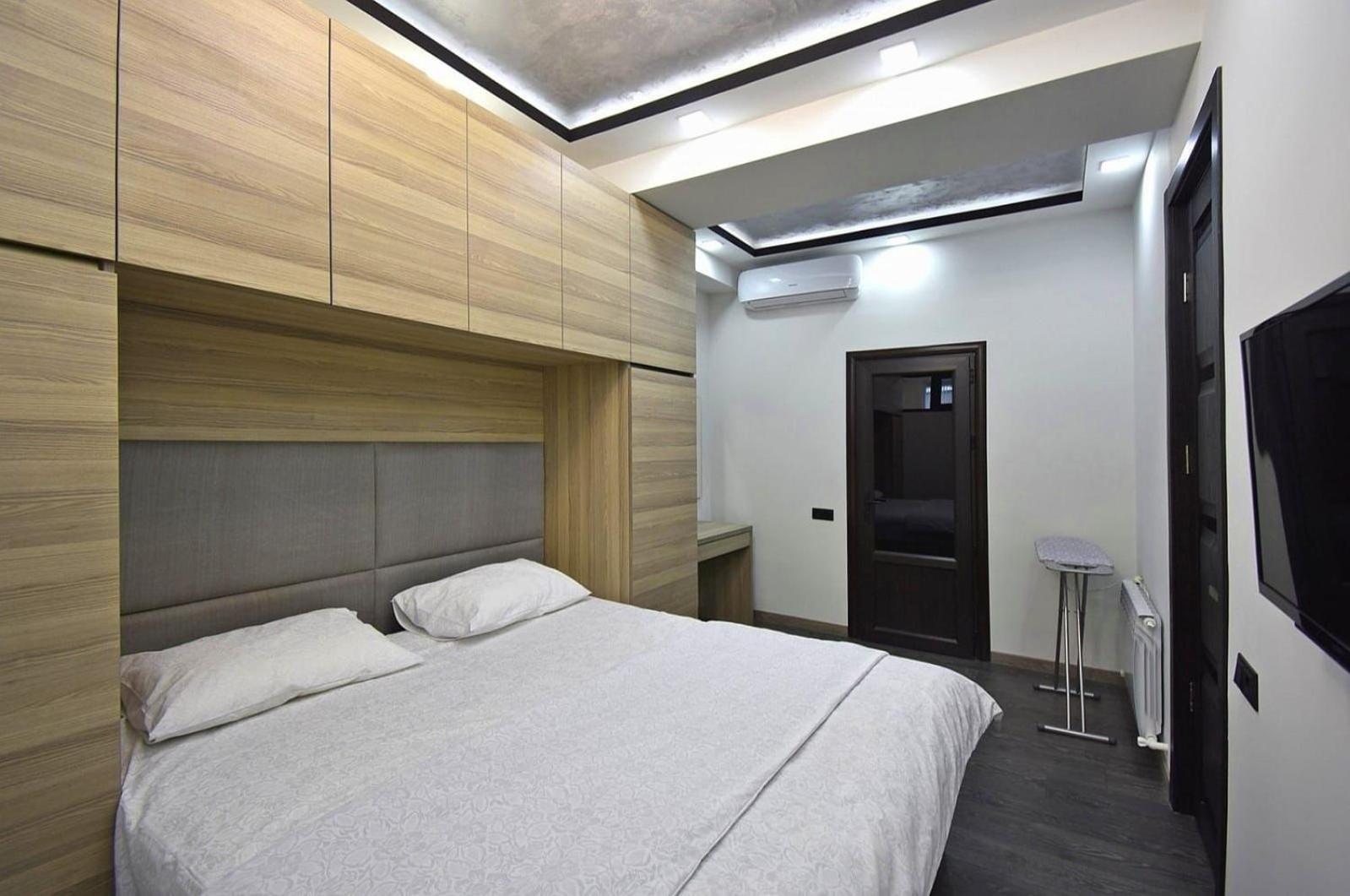 LUXURY Spacious 2 bedroom Apartment New Building, Centre