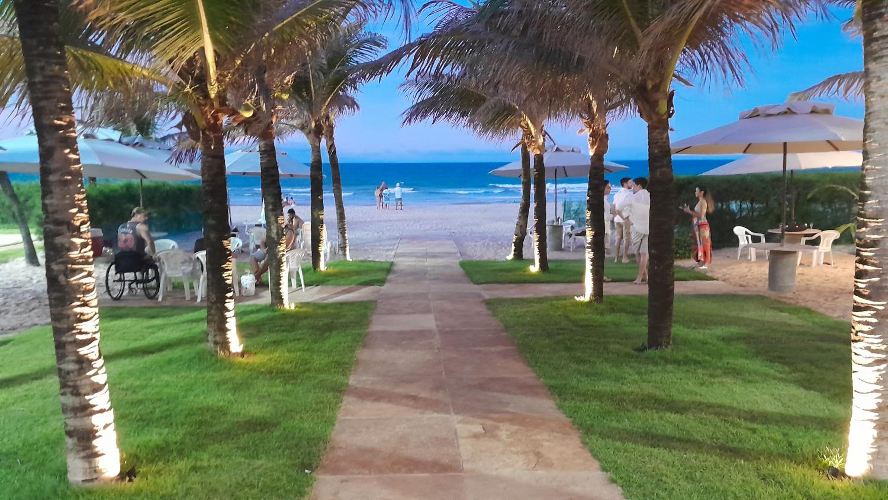 Paraíso das Dunas - Apartamento à beira mar com jacuzzi - Próximo ao Beach Park