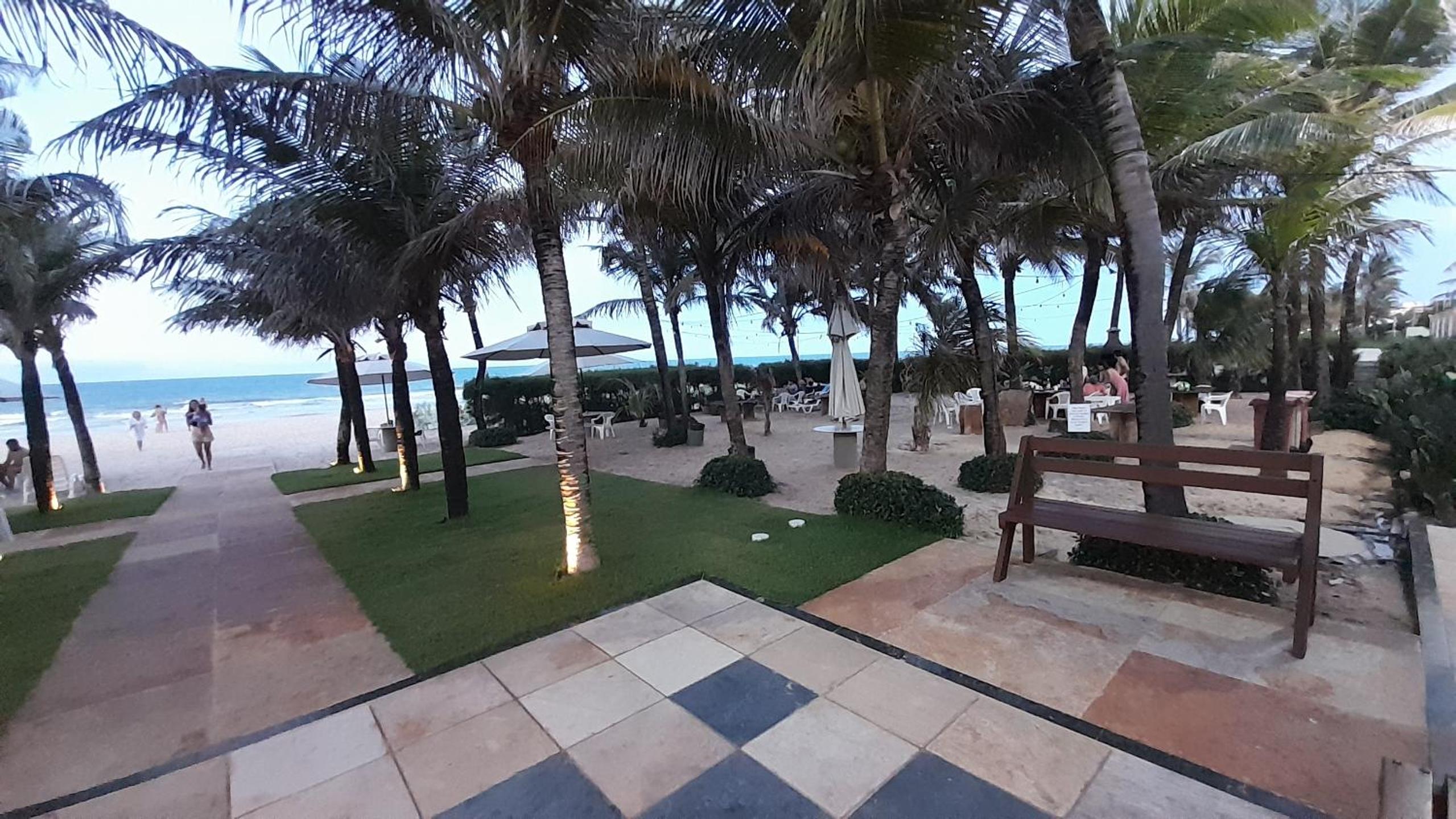 Paraíso das Dunas - Apartamento à beira mar com jacuzzi - Próximo ao Beach Park