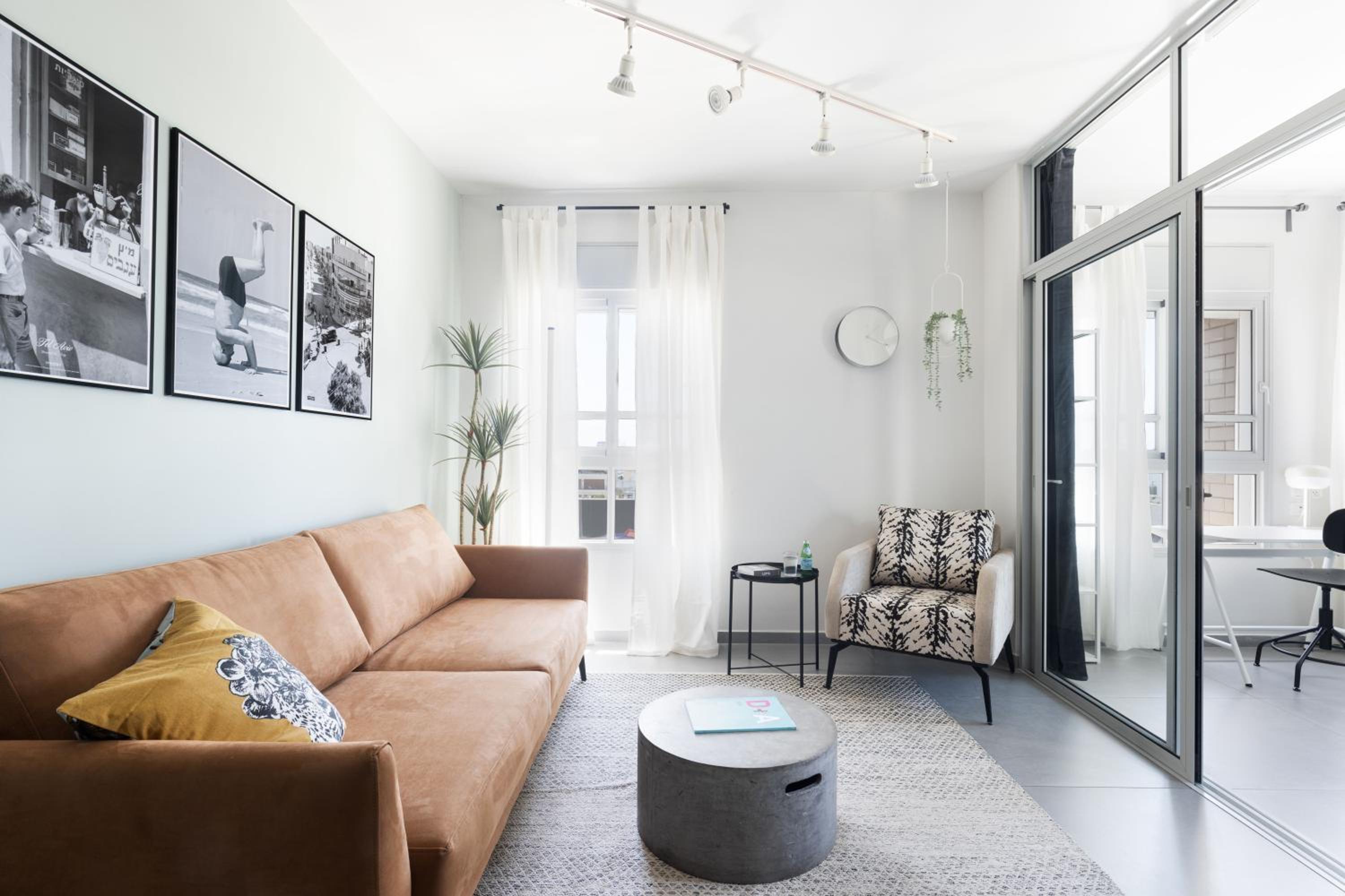 Bauhaus Boutique by TLV2RENT