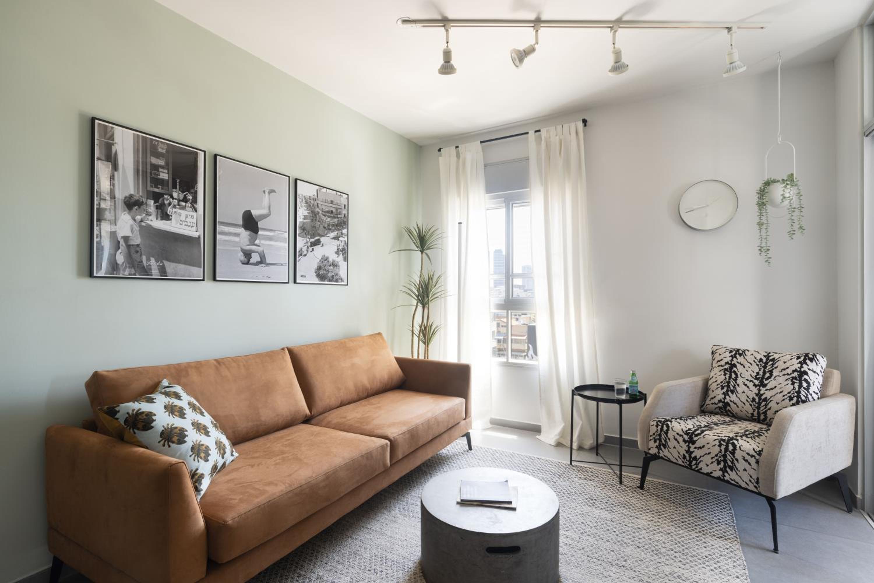 Bauhaus Boutique by TLV2RENT