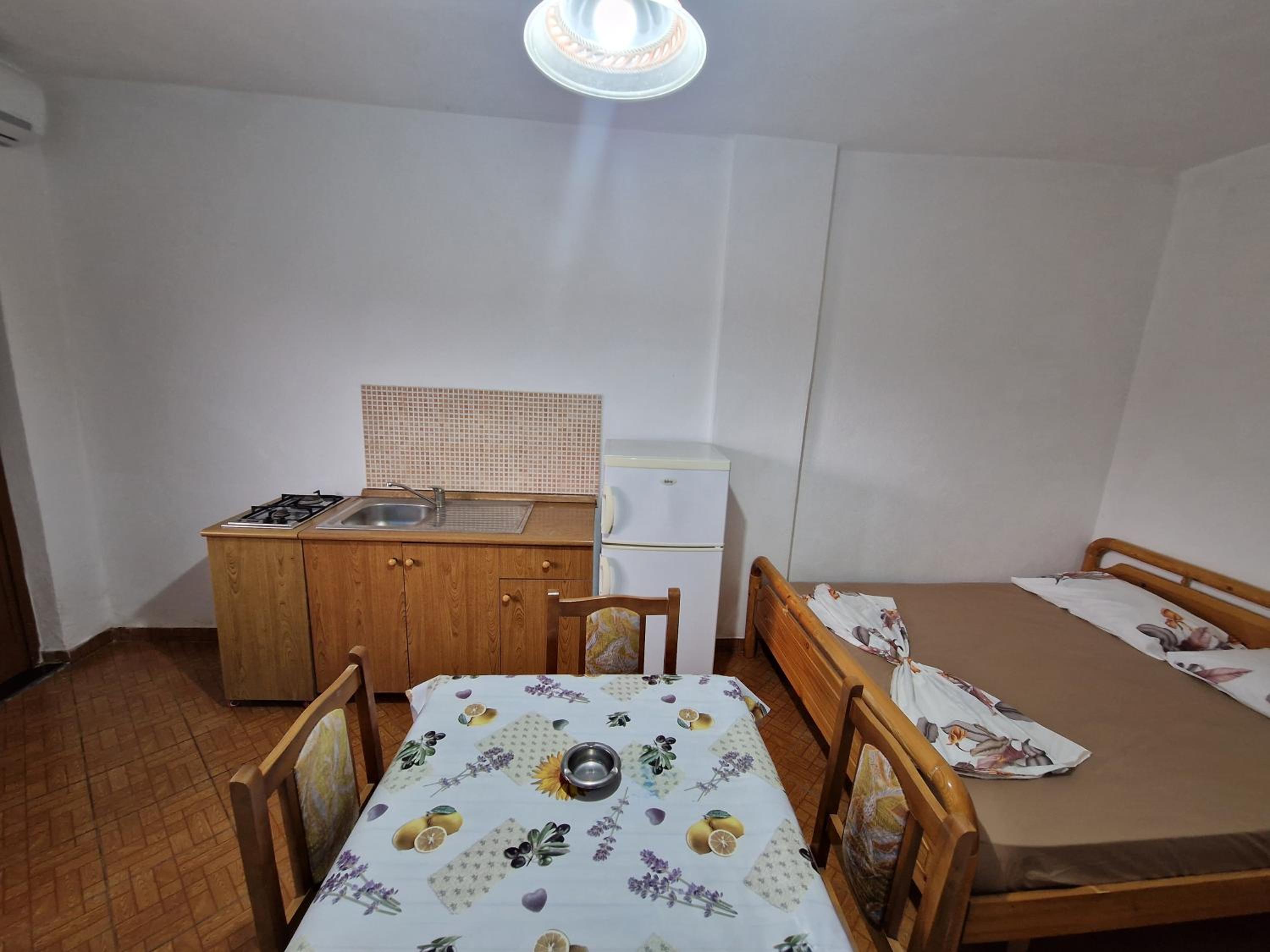 Guest House 