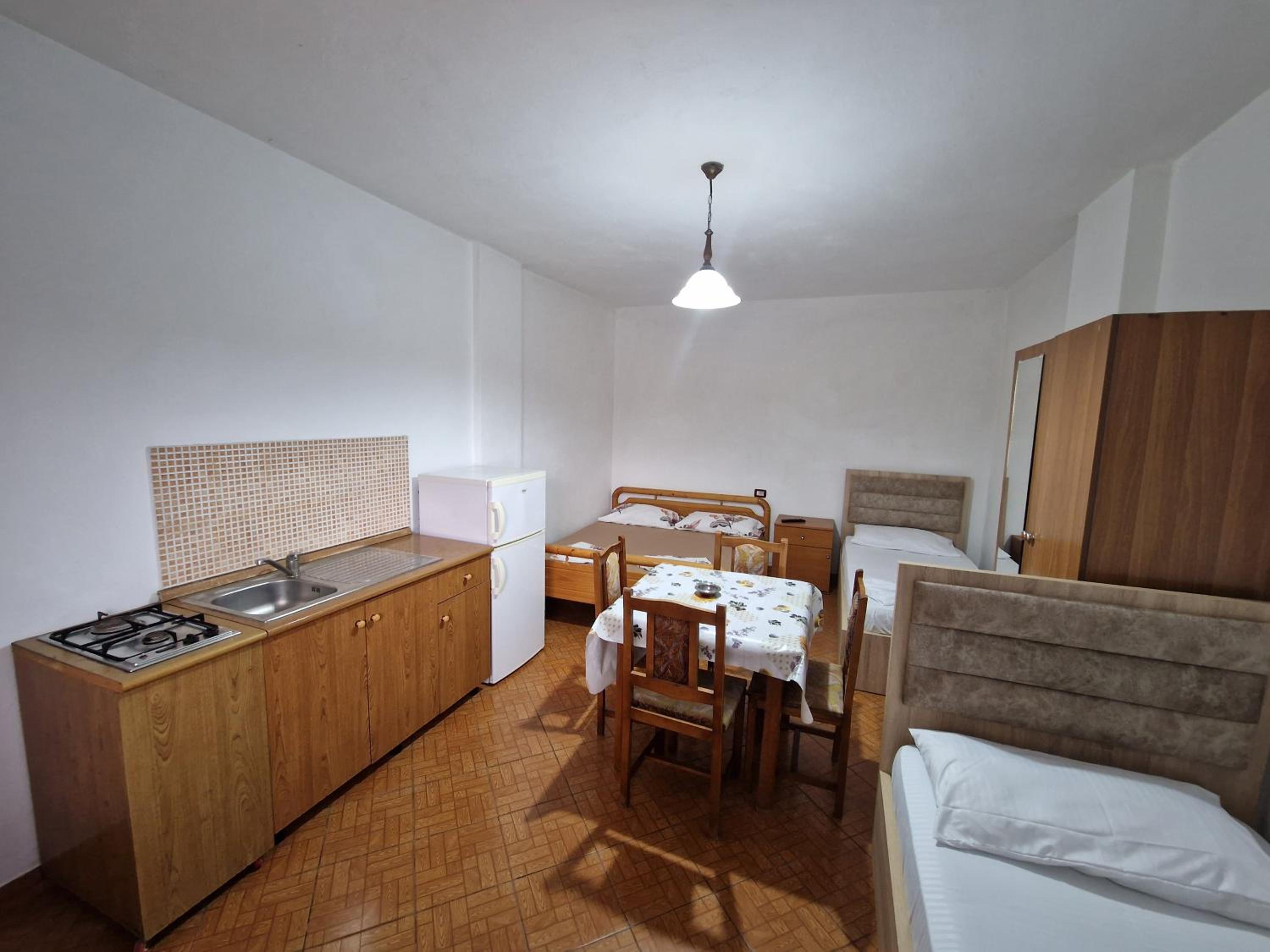 Guest House 
