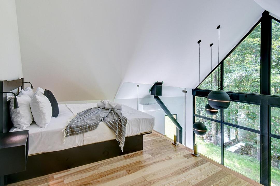 Nature's Paradis Chalets by Rcnt Chalets