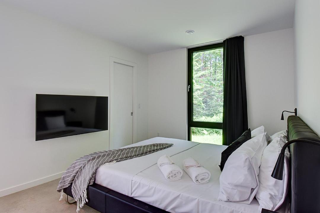 Nature's Paradis Chalets by Rcnt Chalets