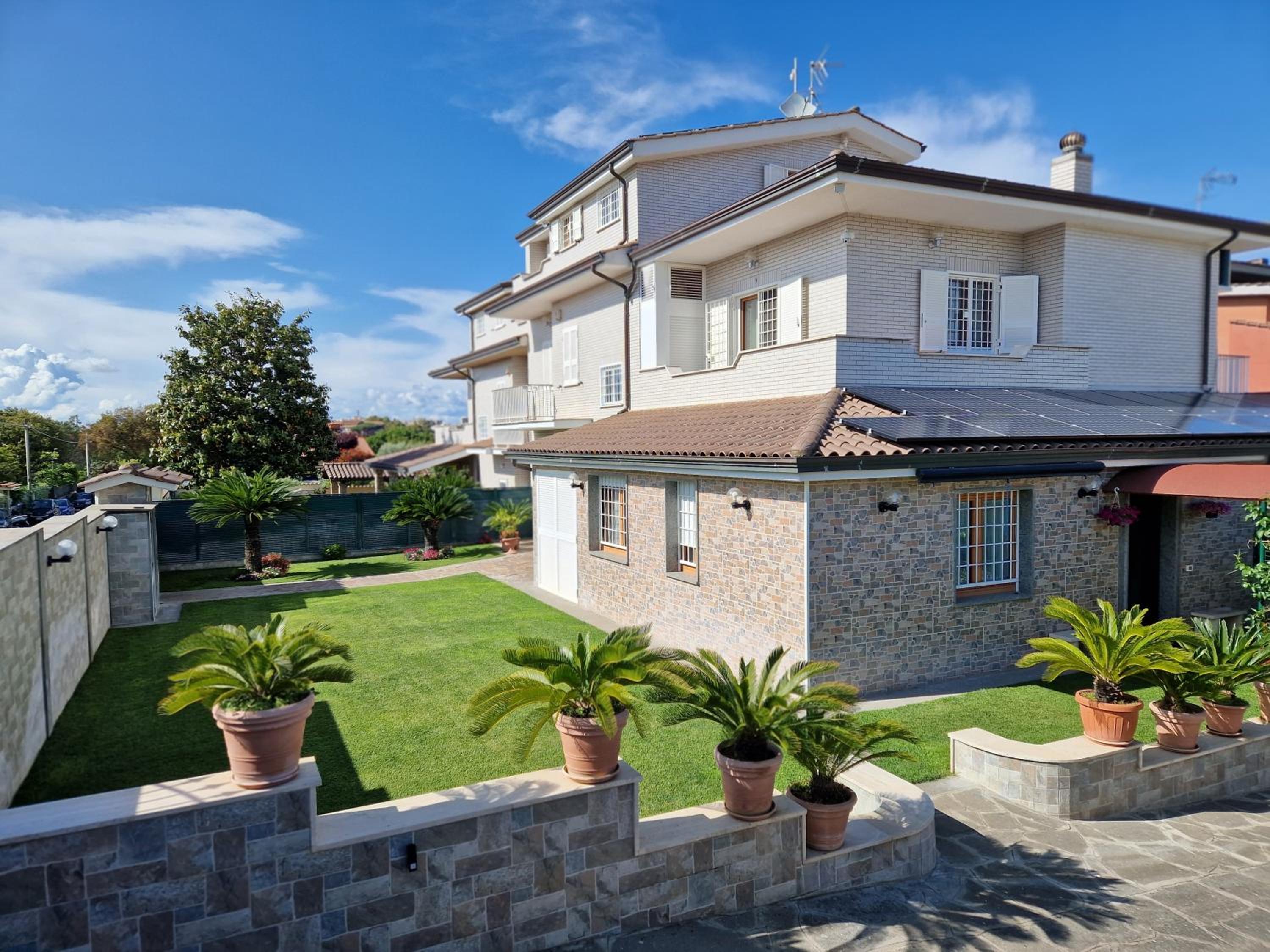 Castelbarco House B photo 1