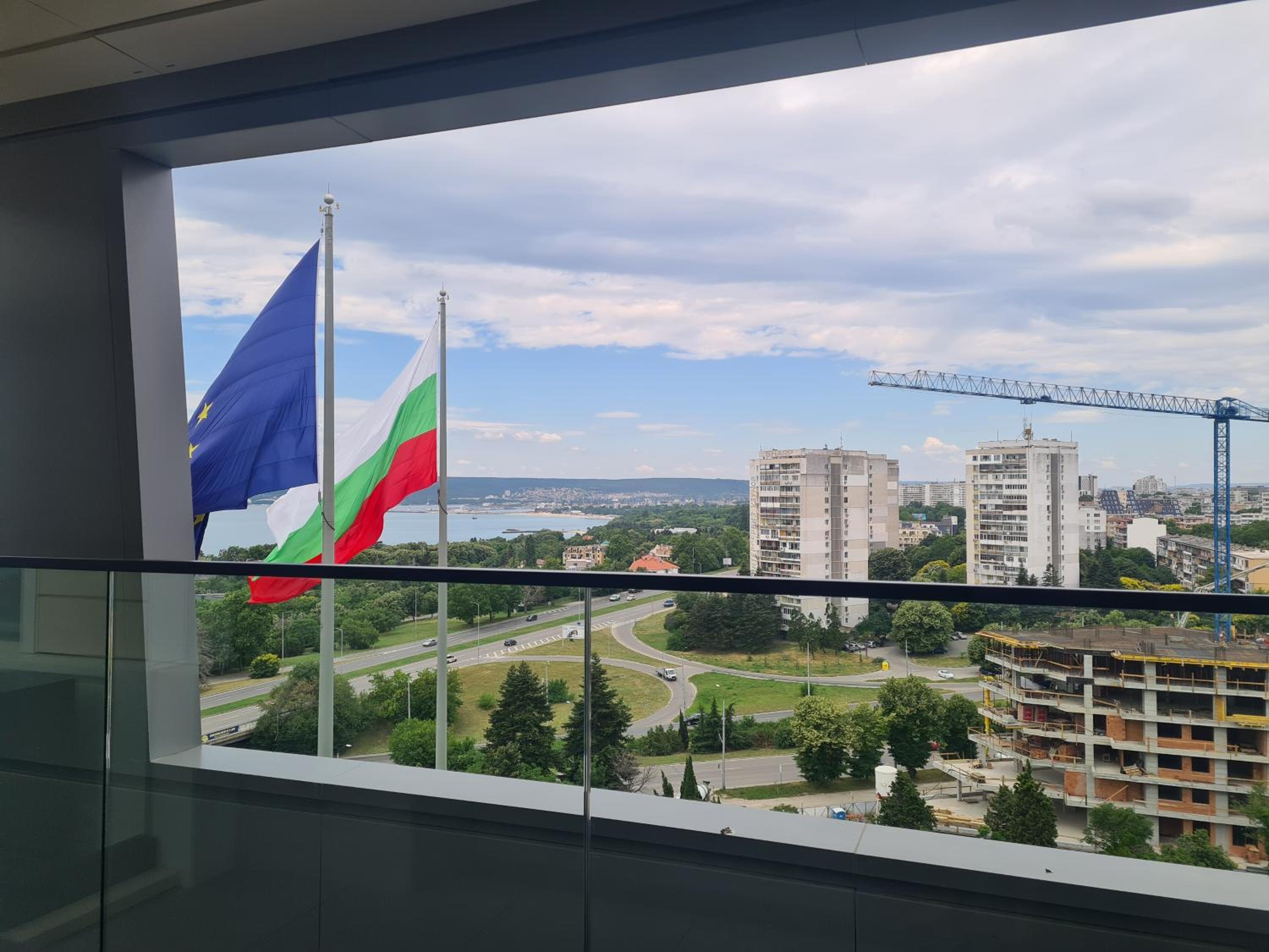 Sky flats Varna with parking
