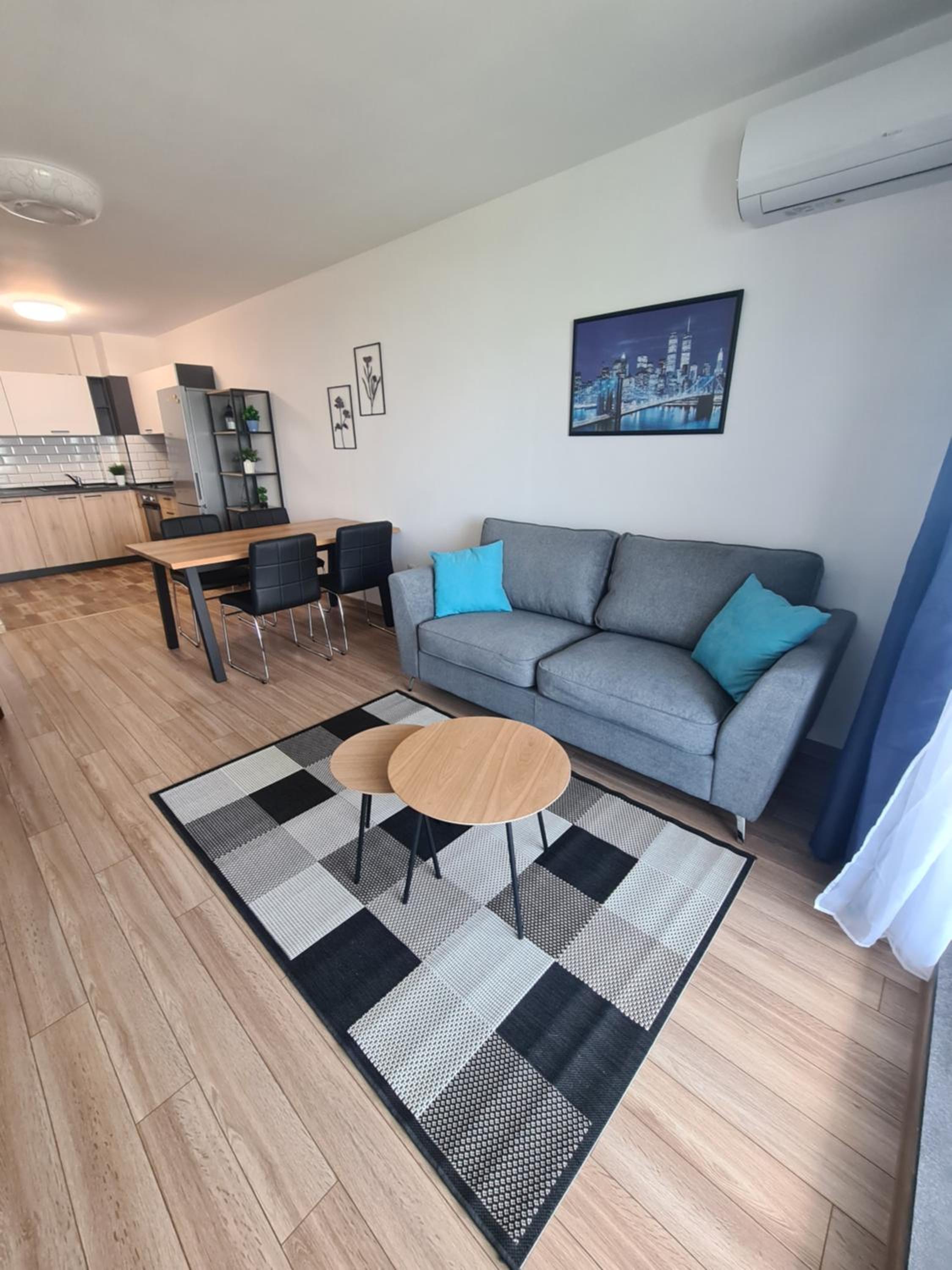 Sky flats Varna with parking