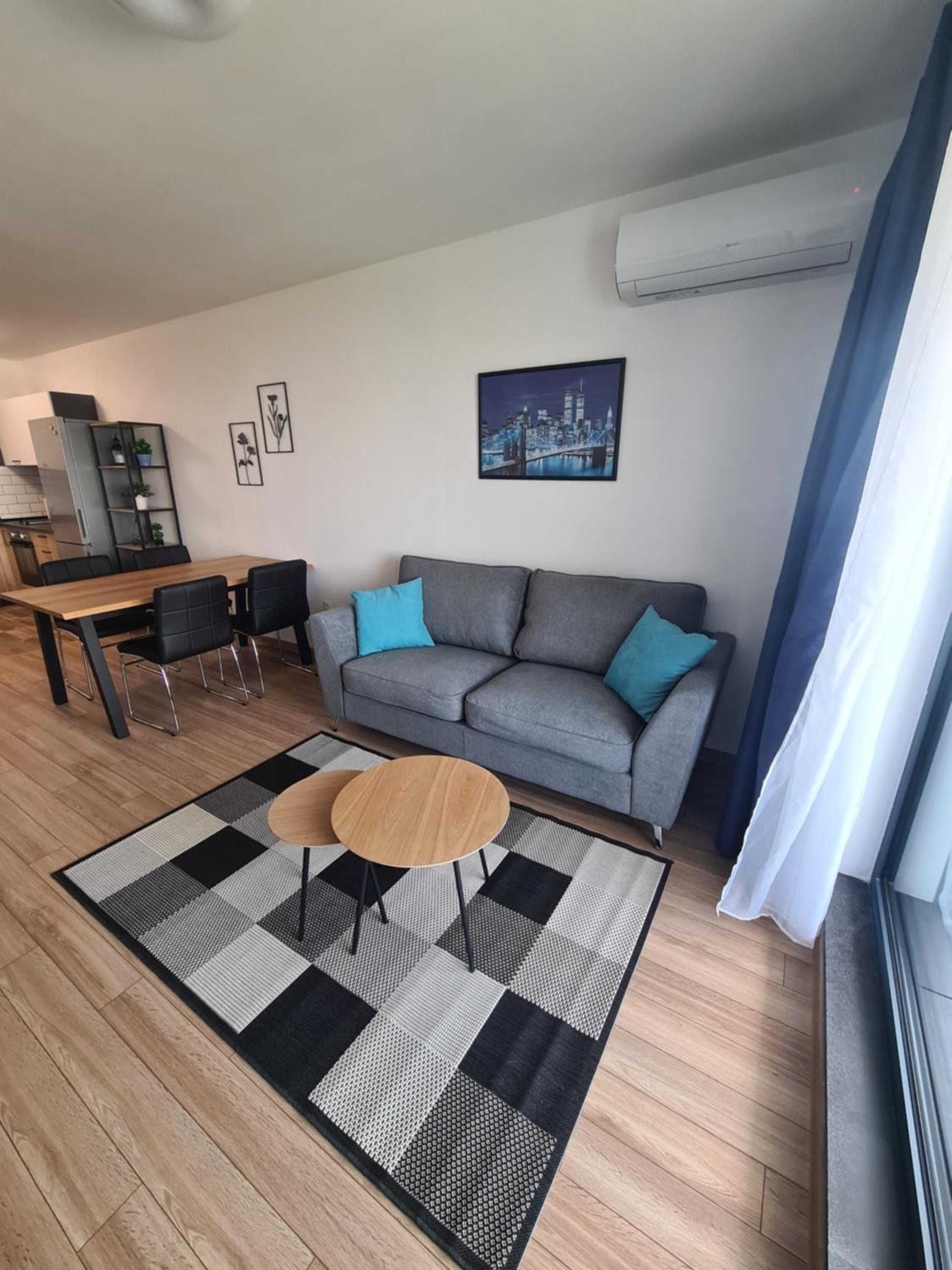 Sky flats Varna with parking