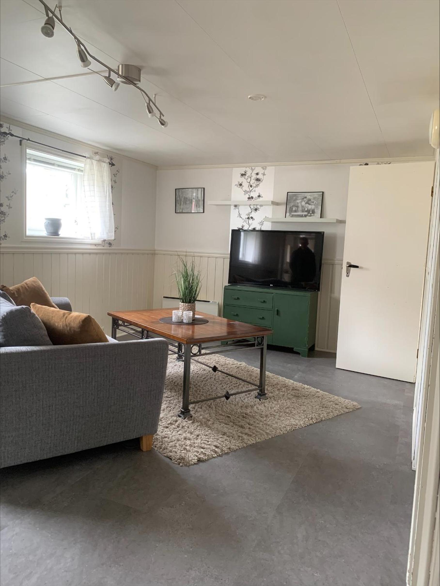 Hoda Apartment - Cozy central apartment with free parking view 4