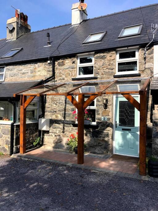 Cosy 19th C Cottage, Nr Betws-Y-Coed, Snowdonia view 5