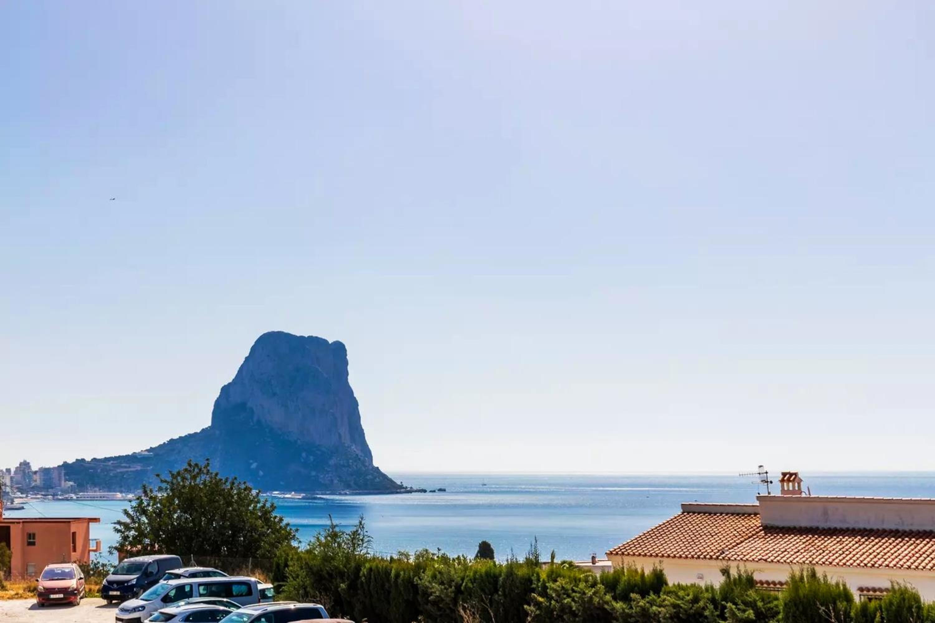Mediterranean villa in Calpe with private pool.