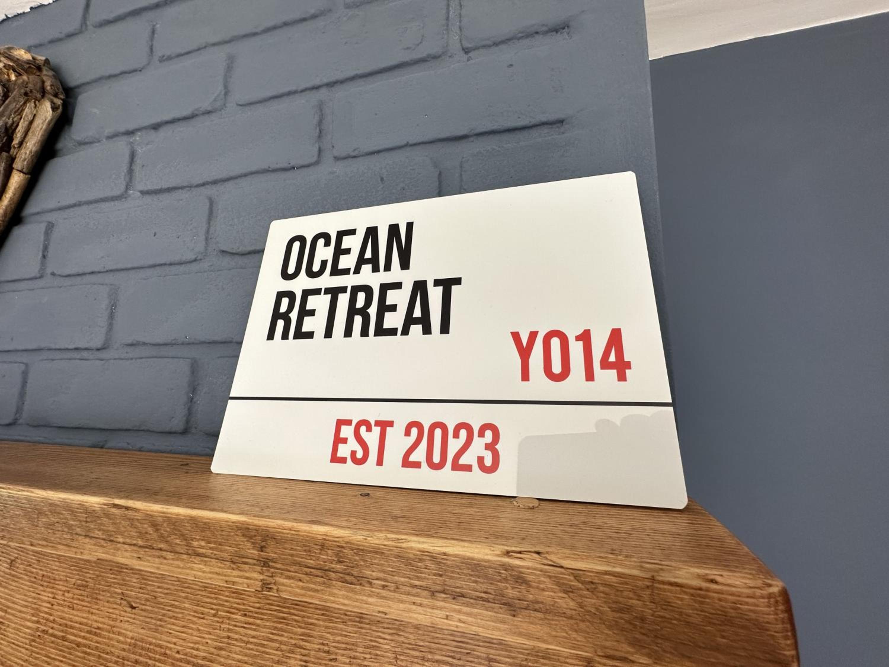 Ocean Retreat - Part of the The Bay Filey Holiday Village with pool, gym and direct beach access, pub, restaurant, tennis and meadows walks