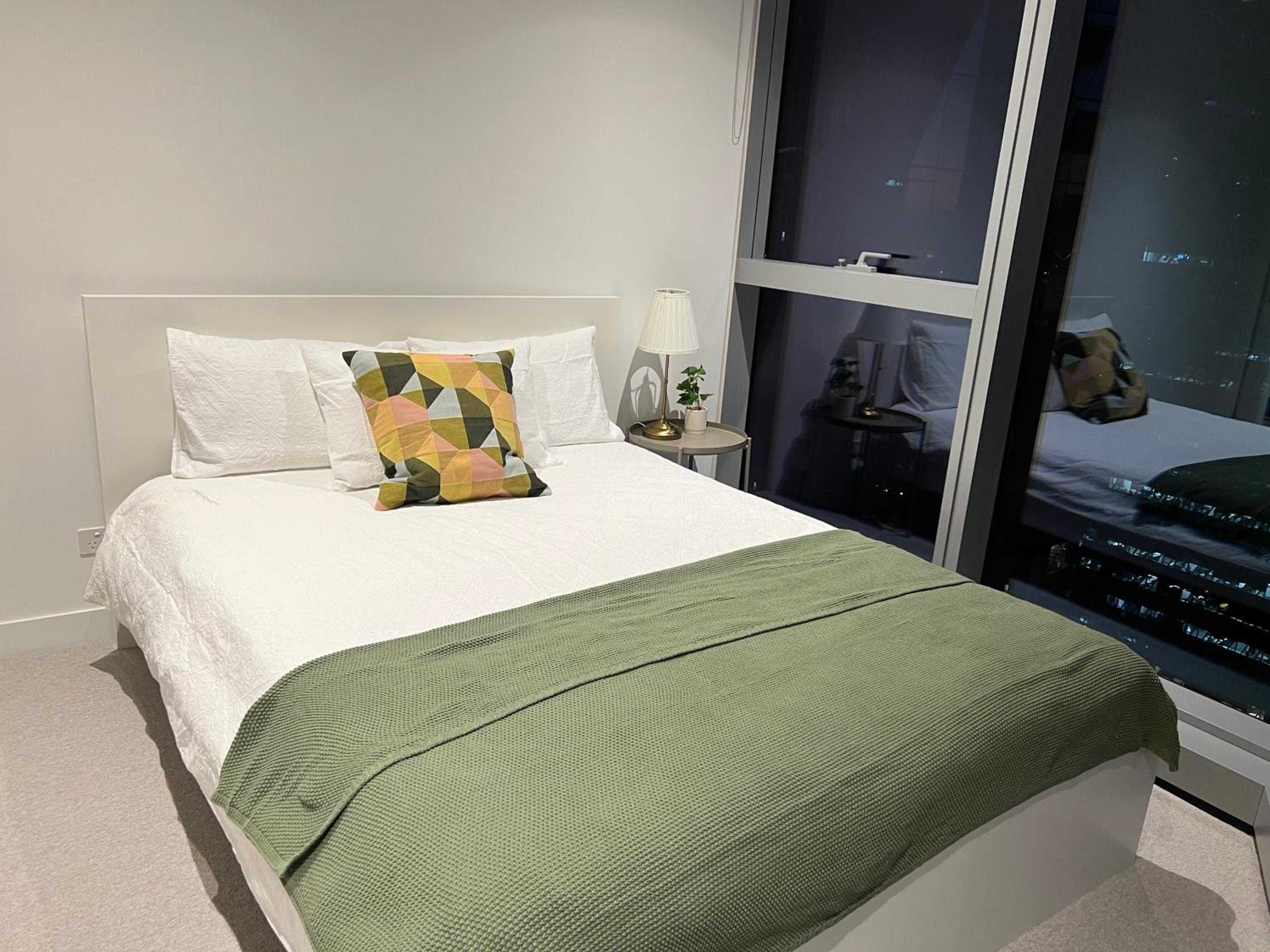 WSP 3B2B apartment in CBD with free parking