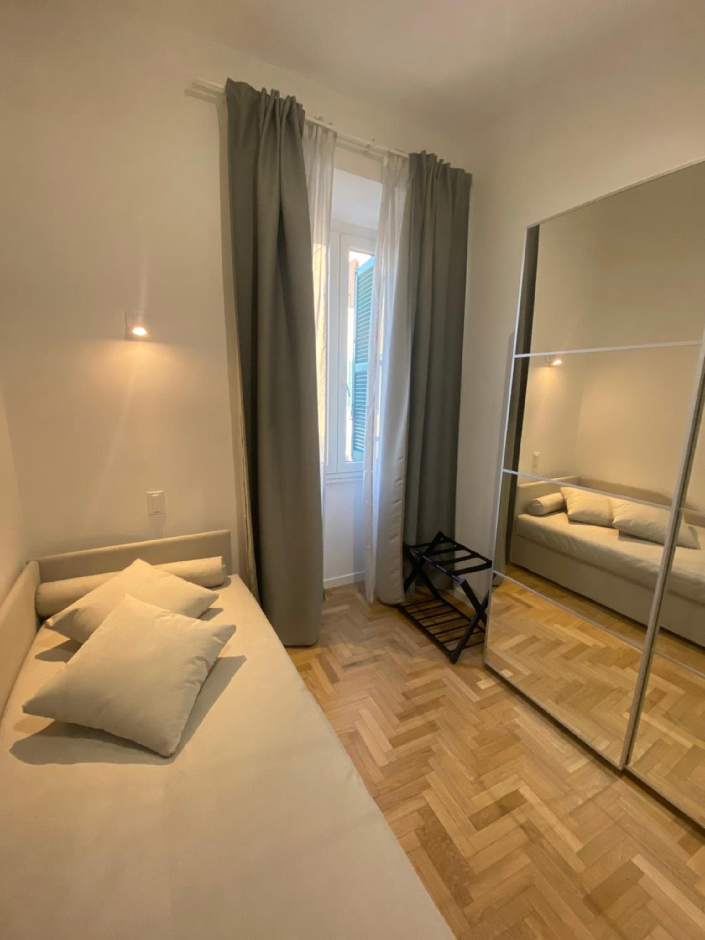 Colosseum Rome Guest House Luil
