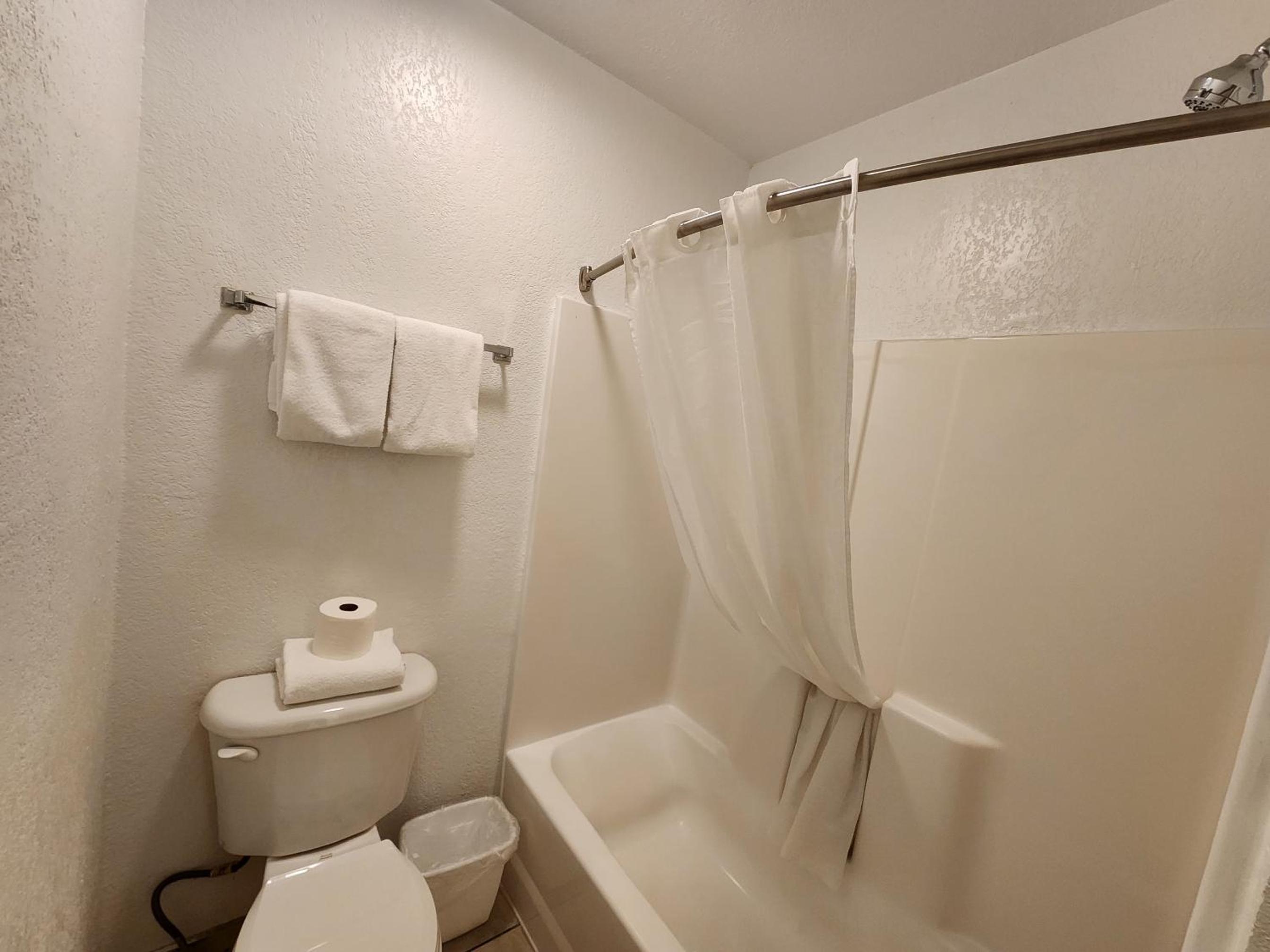 Silver Saddle Motel