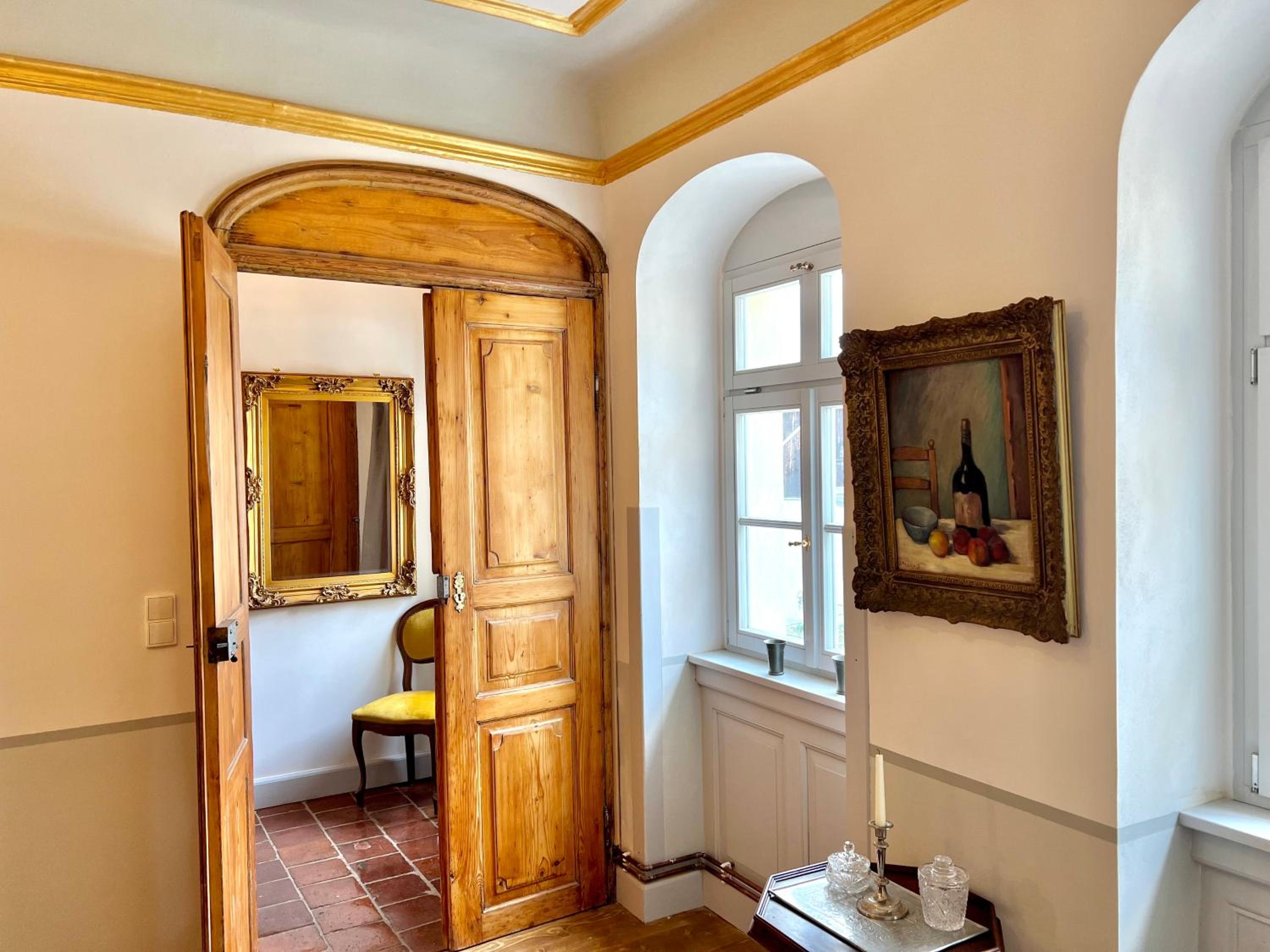 Oswald Hempel 5 Zimmermaisonette und 3 Zimmer Loftwohnung