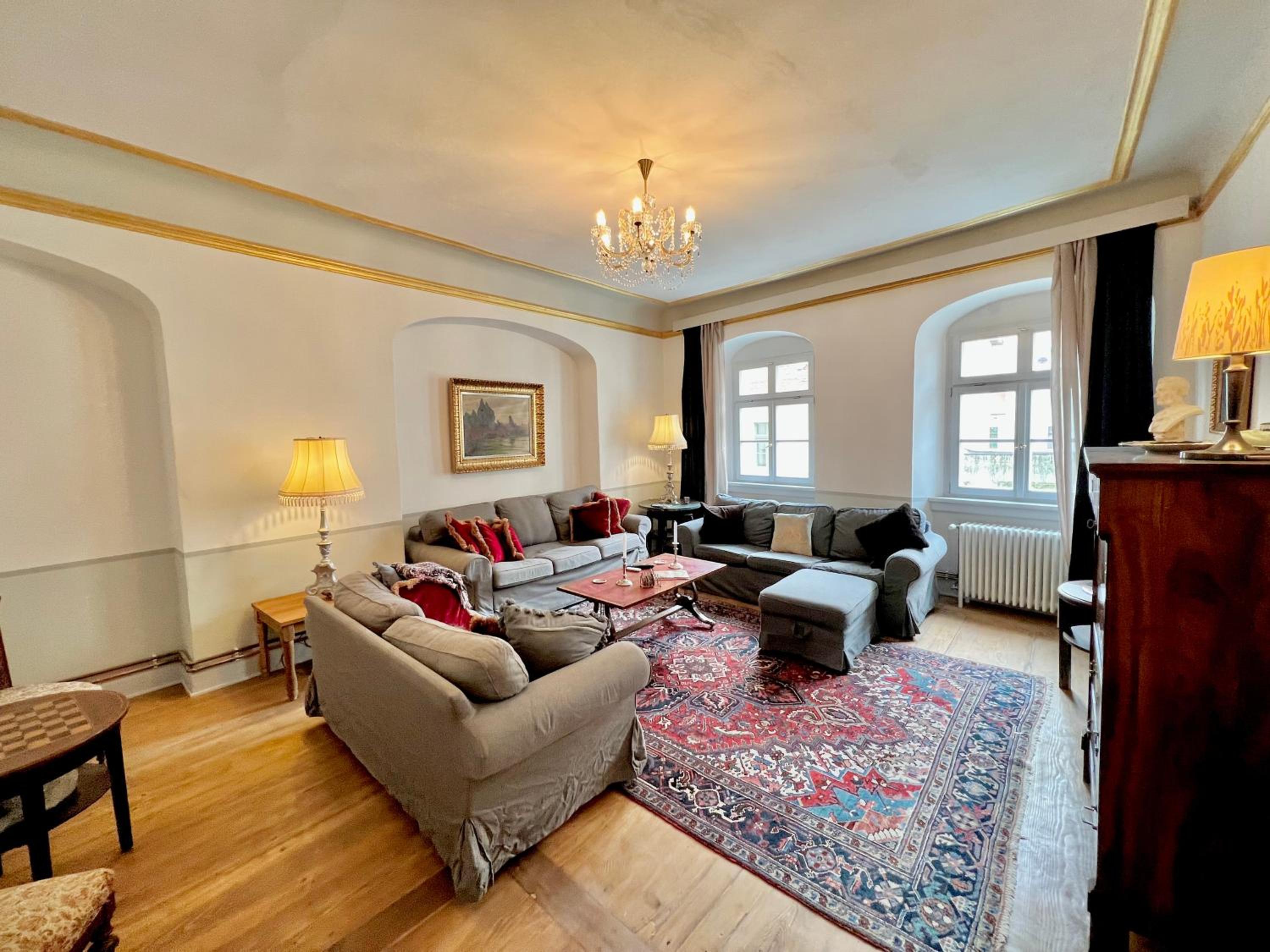Oswald Hempel 5 Zimmermaisonette und 3 Zimmer Loftwohnung