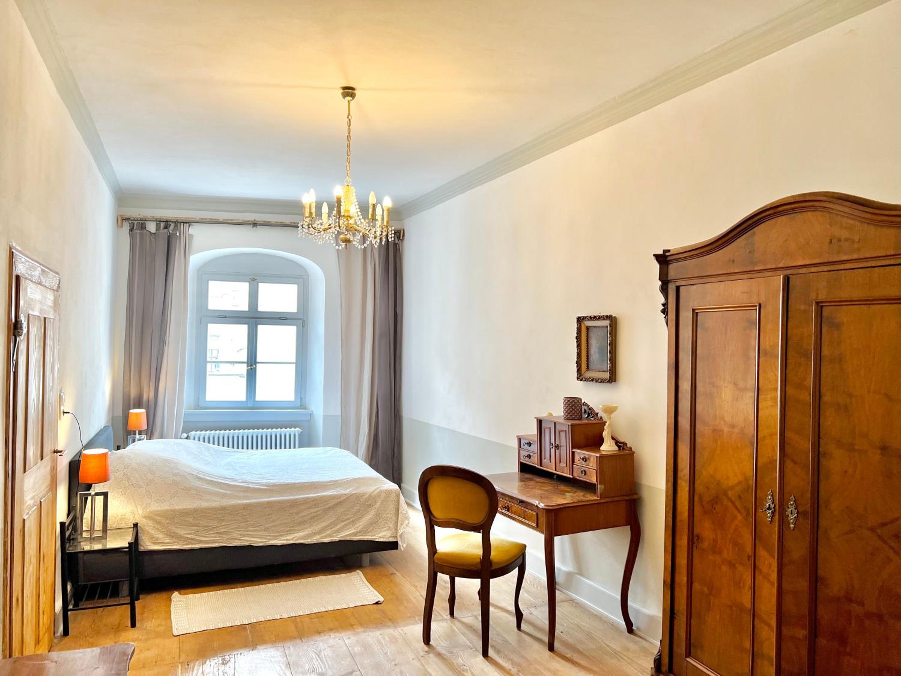Oswald Hempel 5 Zimmermaisonette und 3 Zimmer Loftwohnung