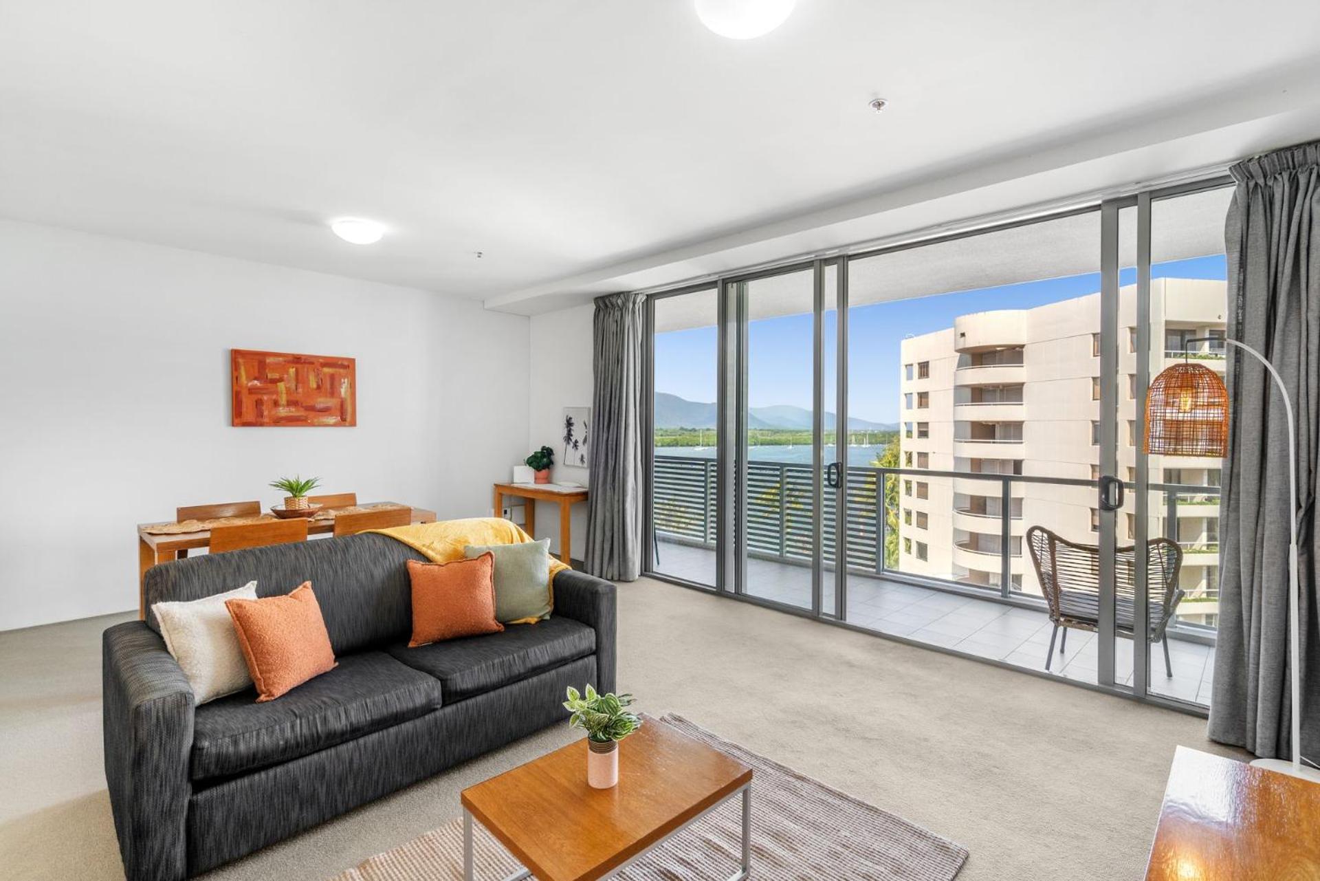 Belle Escapes 703 Harbour Lights Cairns Apartment with water views