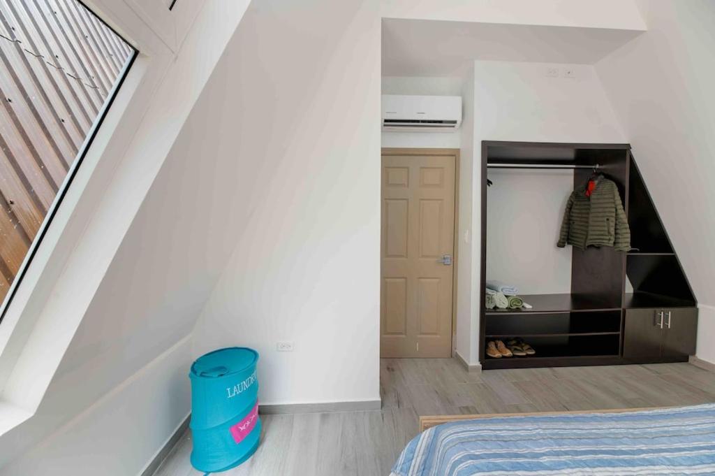 Cozy Beach Villa at The Shores 5 minutes from the beach