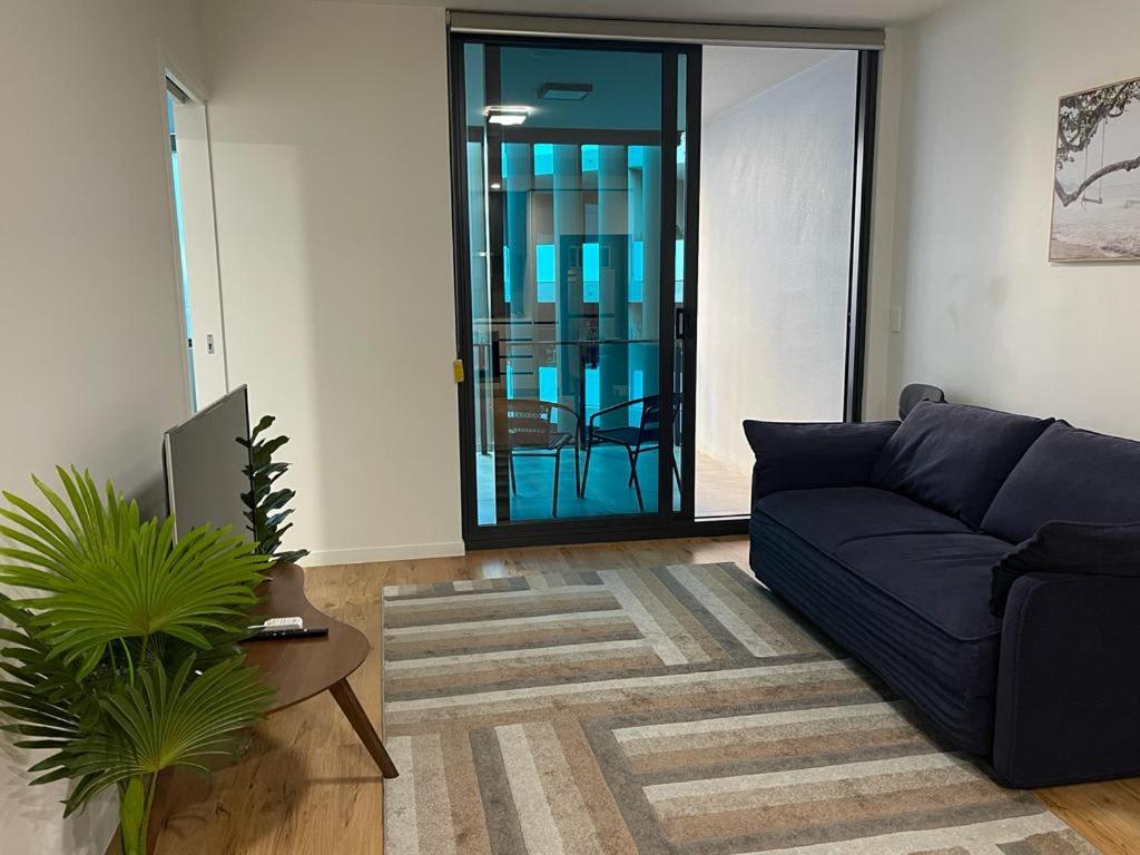 South Brisbane Epicentre - 2 Bed 2 Bath Apartment