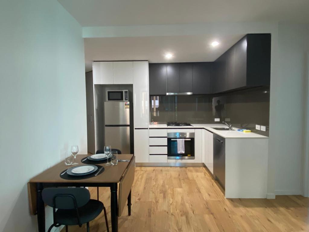 South Brisbane Epicentre - 2 Bed 2 Bath Apartment
