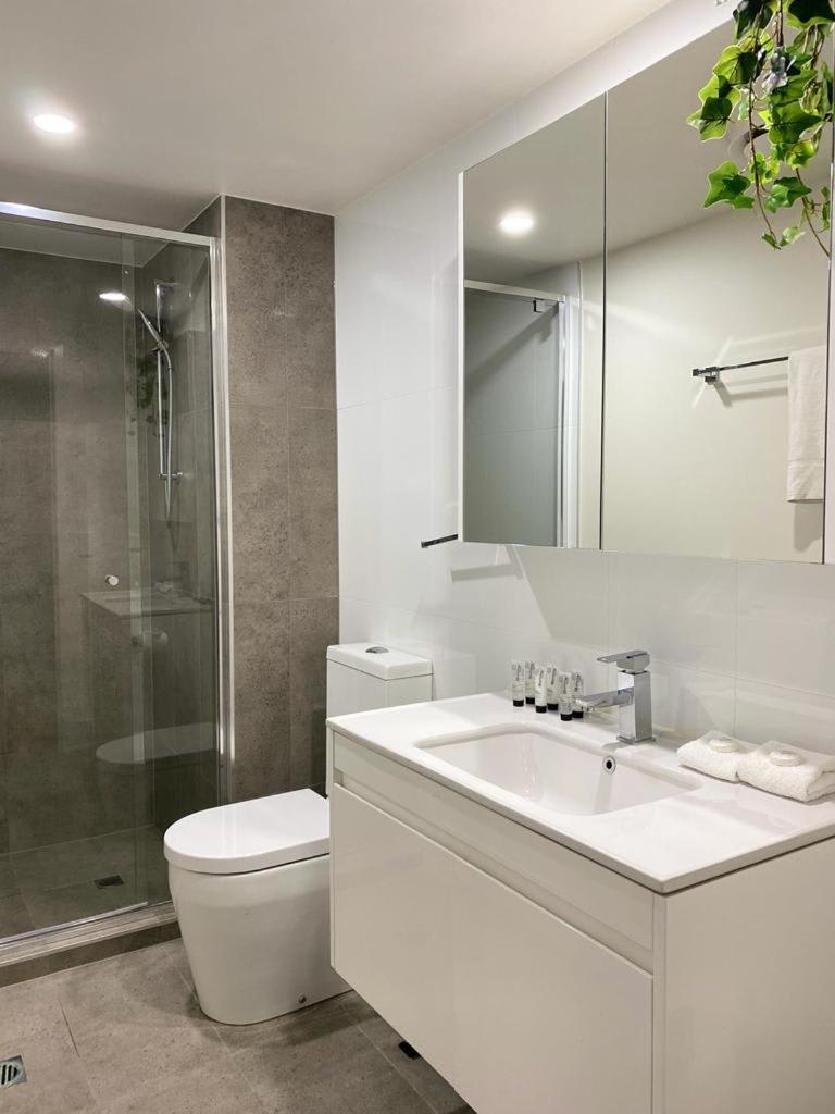 South Brisbane Epicentre - 2 Bed 2 Bath Apartment