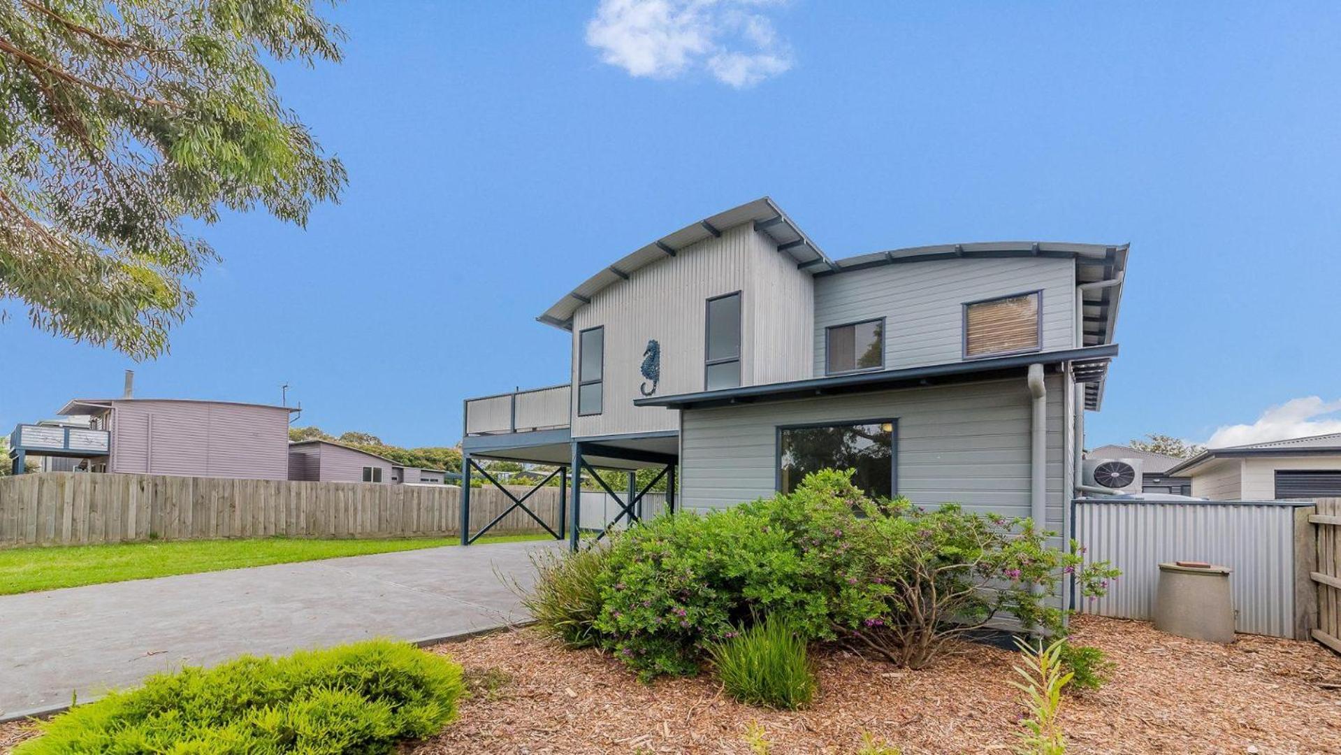 7 Matthew Court, Cowes