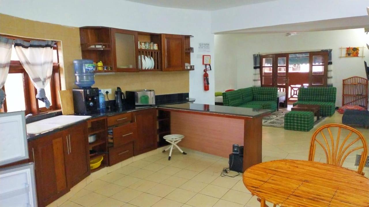 Lux Suites Lamera Beachfront Apartments