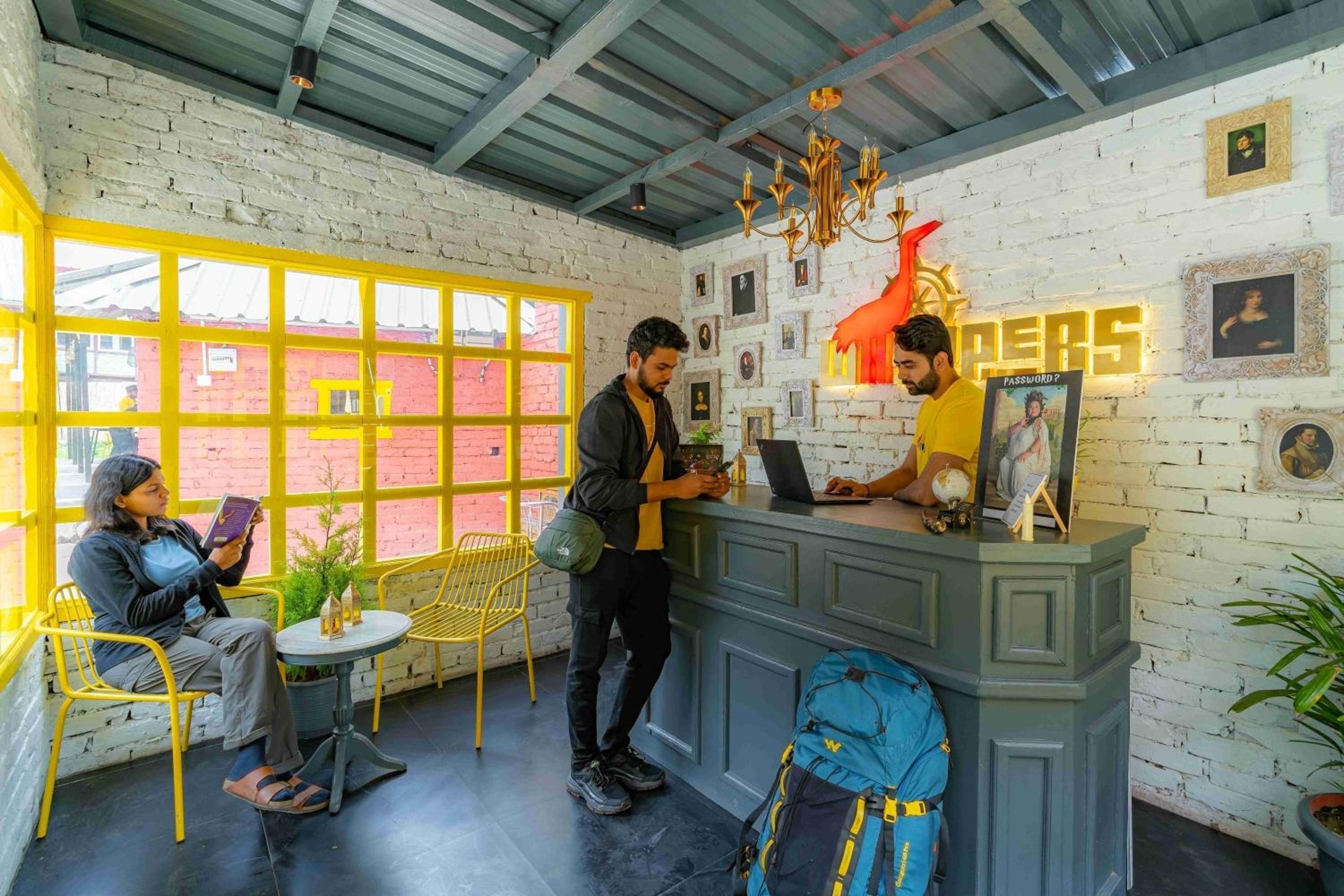 Whoopers Boutique Kasol - Harry Potter themed