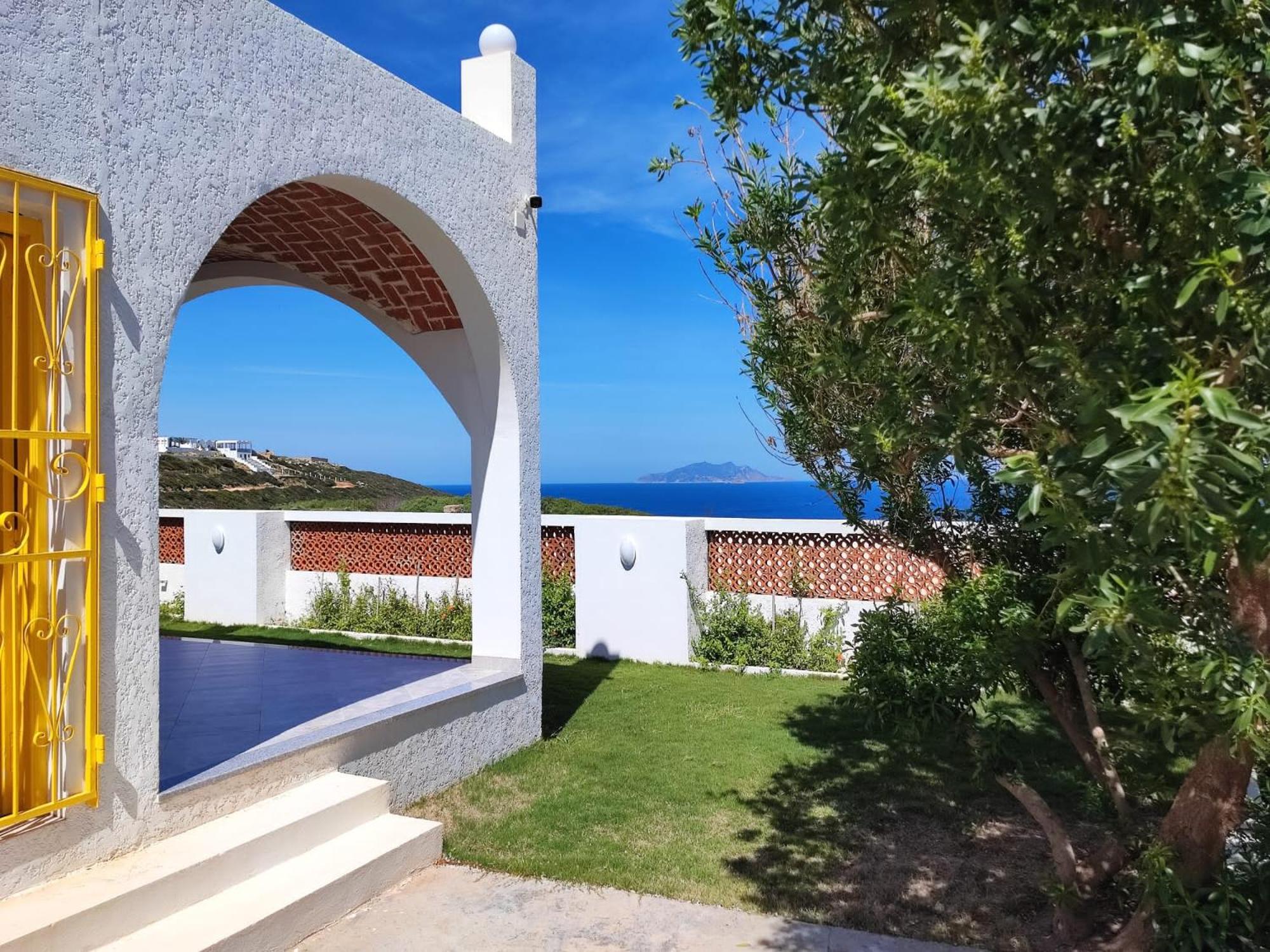 Maison vue mer, île de Zembra et montagne en Tunisie - Elhaouaria view 2