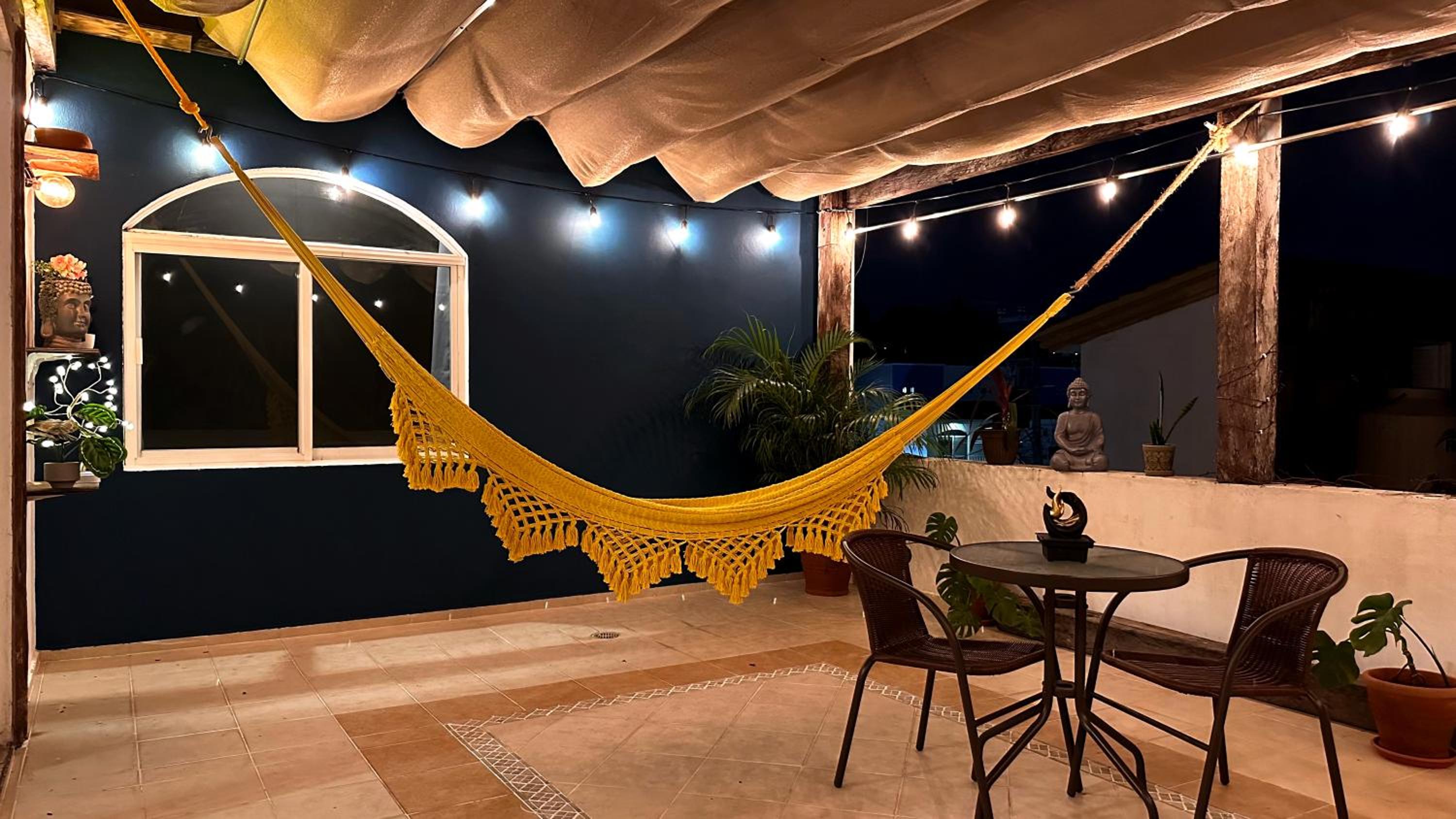 BEAUTIFUL & COZY NEAR BEACH Apartment Pool & KingSize Bed