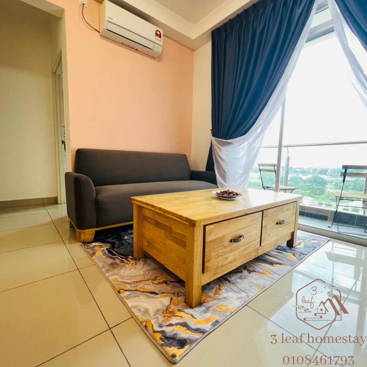 KULAI IOI MALL D'Putra Suites Near JPO Senai Airport