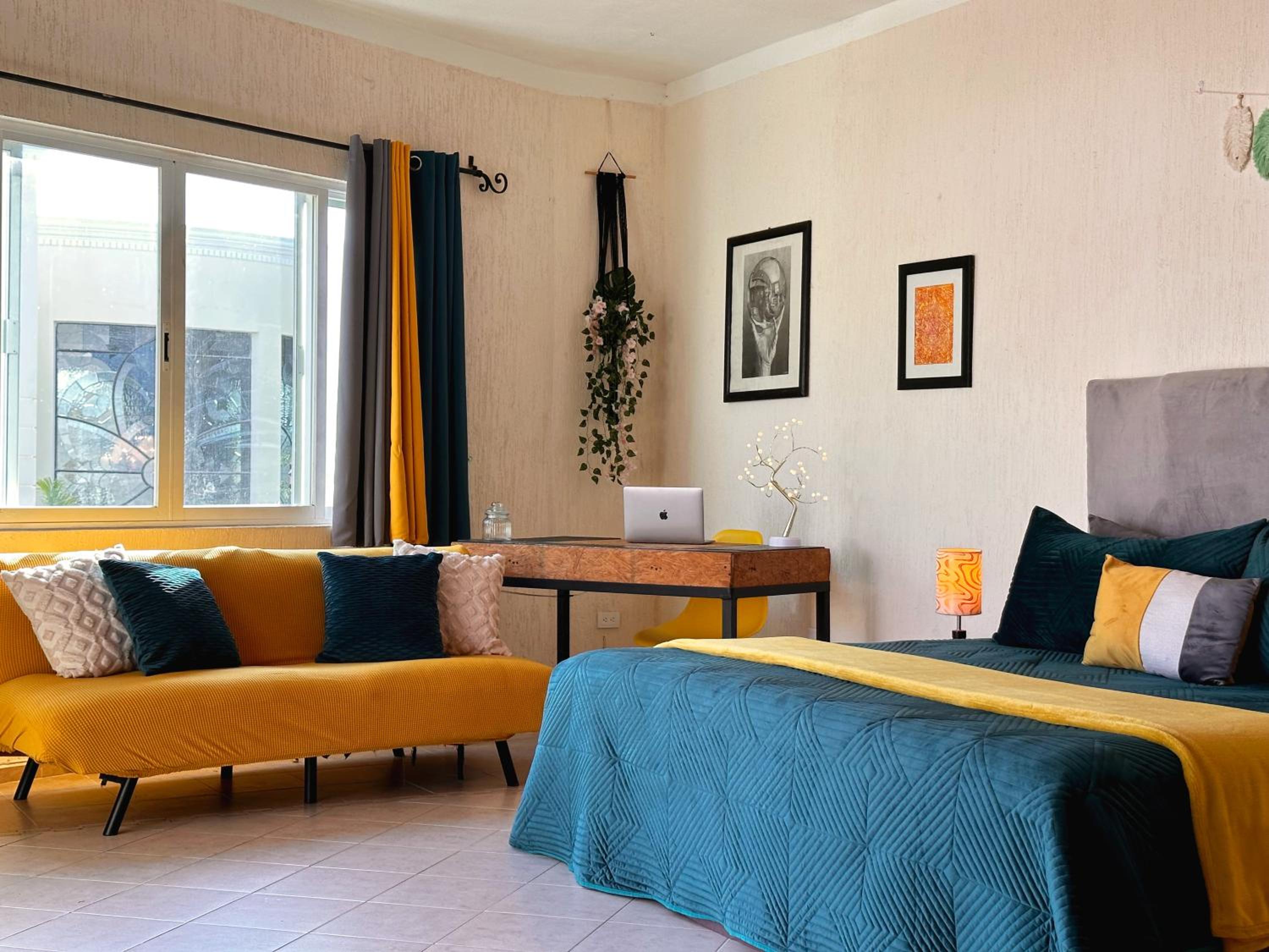 BEAUTIFUL & COZY NEAR BEACH Apartment Pool & KingSize Bed