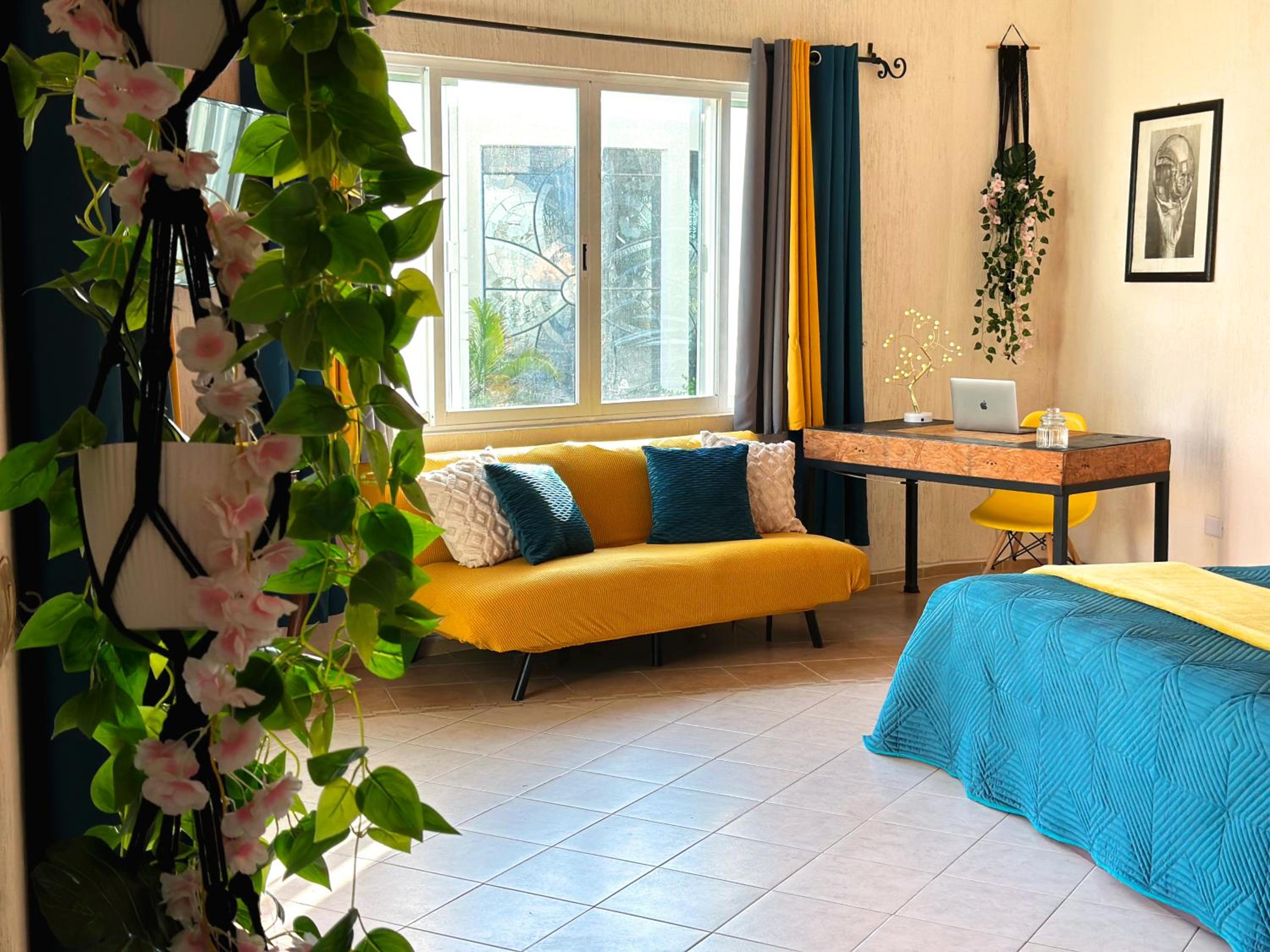 BEAUTIFUL & COZY NEAR BEACH Apartment Pool & KingSize Bed