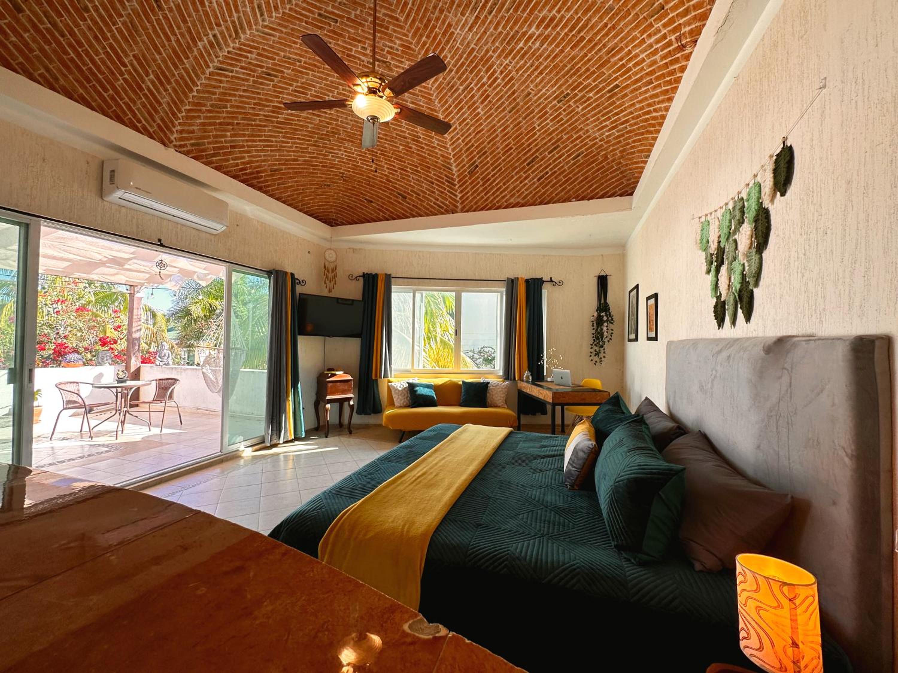 BEAUTIFUL & COZY NEAR BEACH Apartment Pool & KingSize Bed