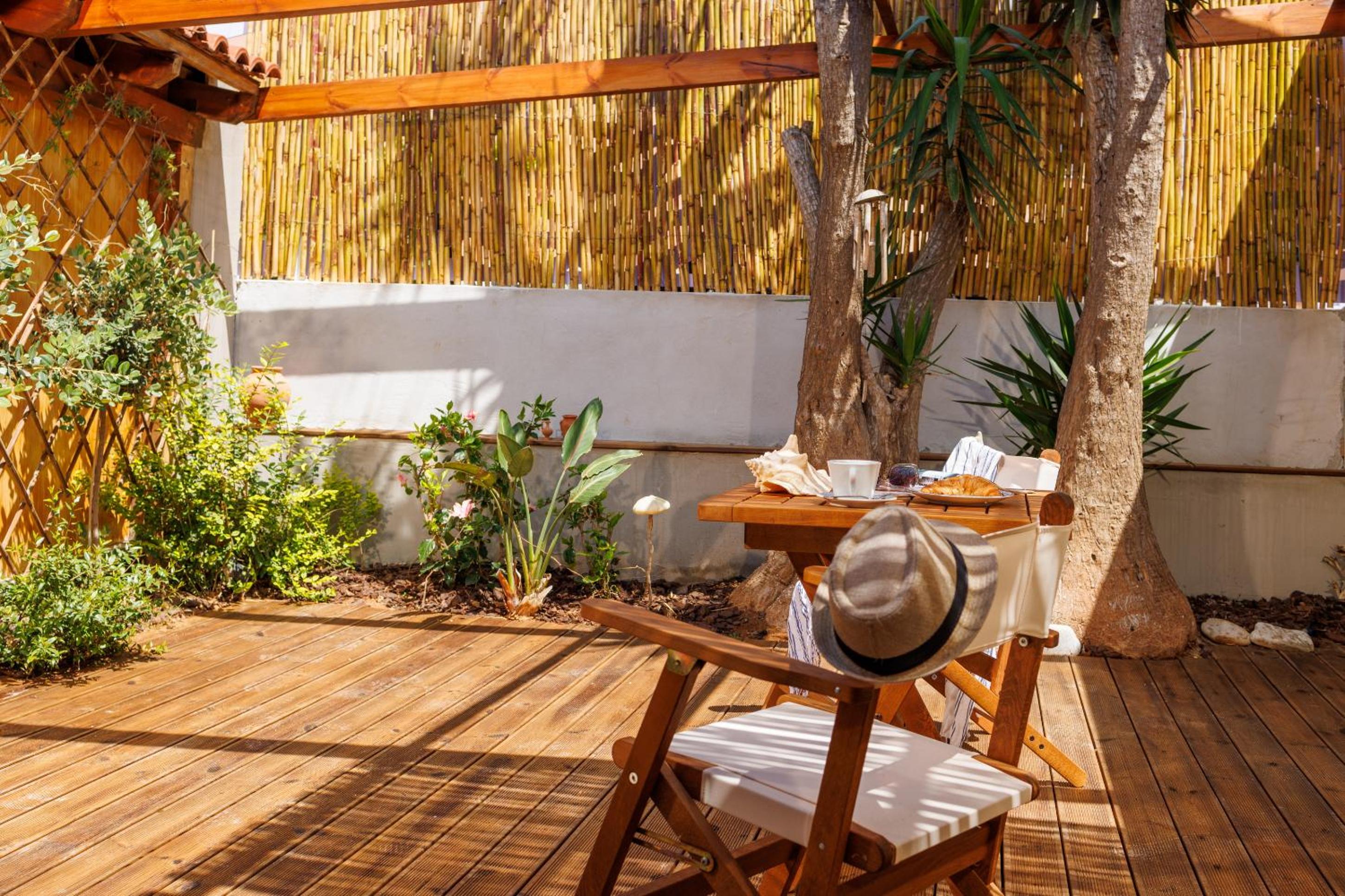 Dolphin Studios photo 3