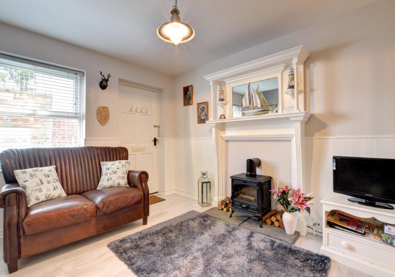 2 Bed in Whitby oc-w970b