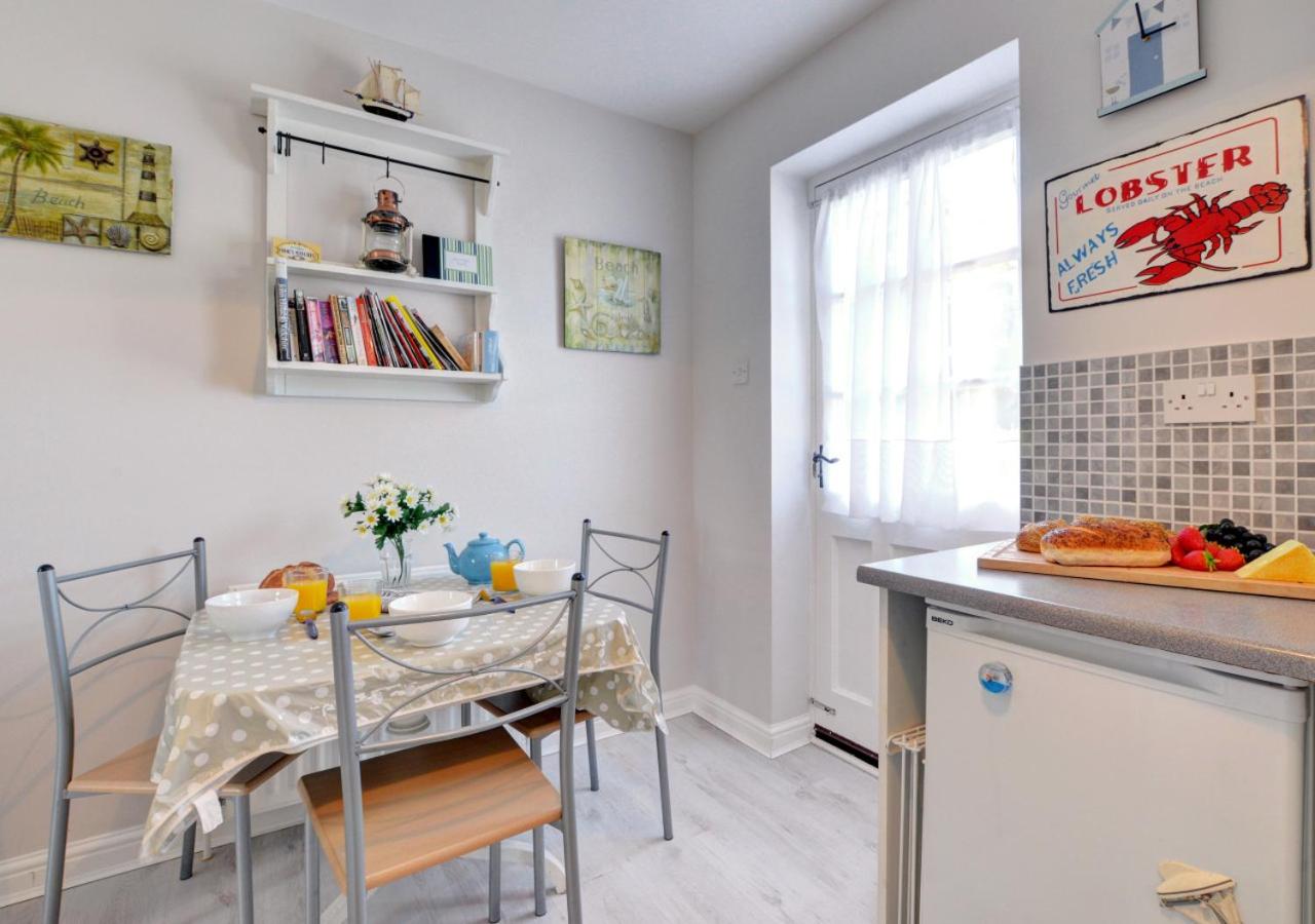 2 Bed in Whitby oc-w970b
