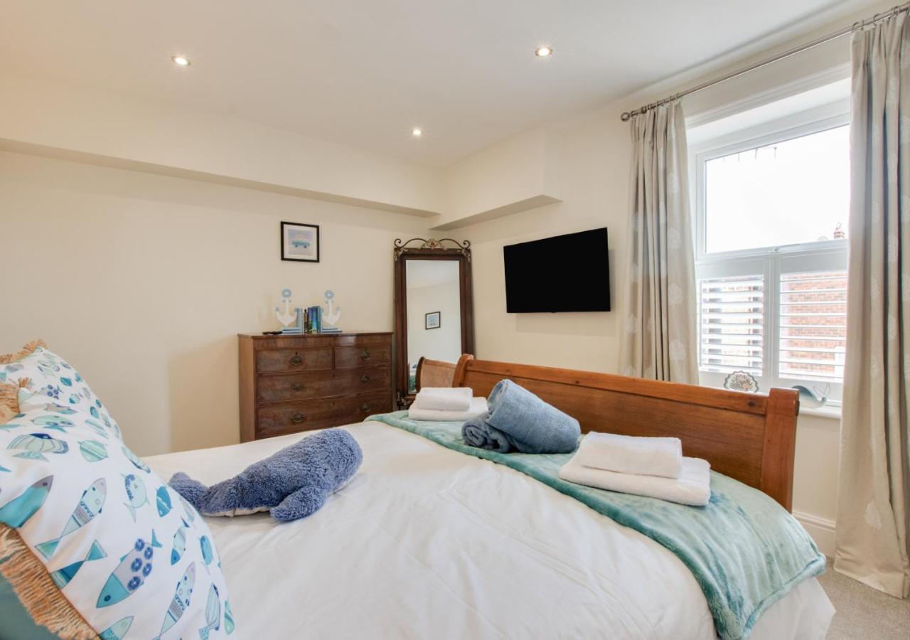 4 Bed in Whitby oc-w1030