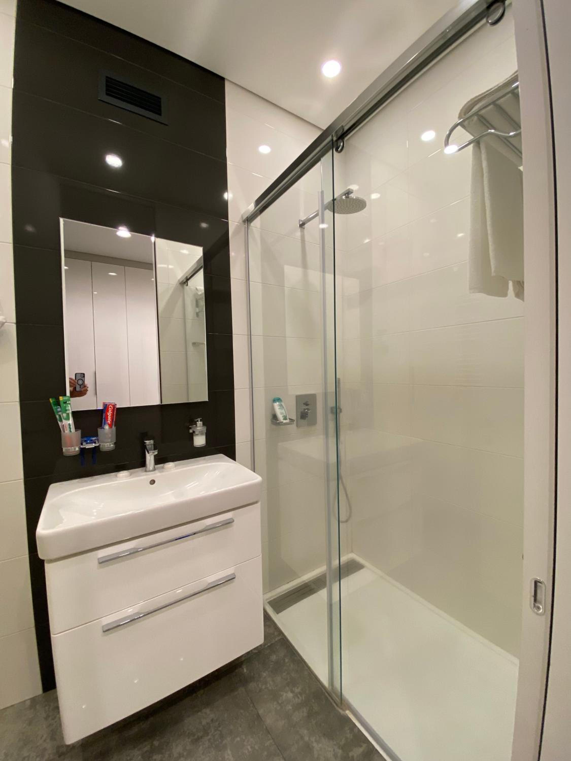 AVENUE RESIDENCE by AY North Avenue